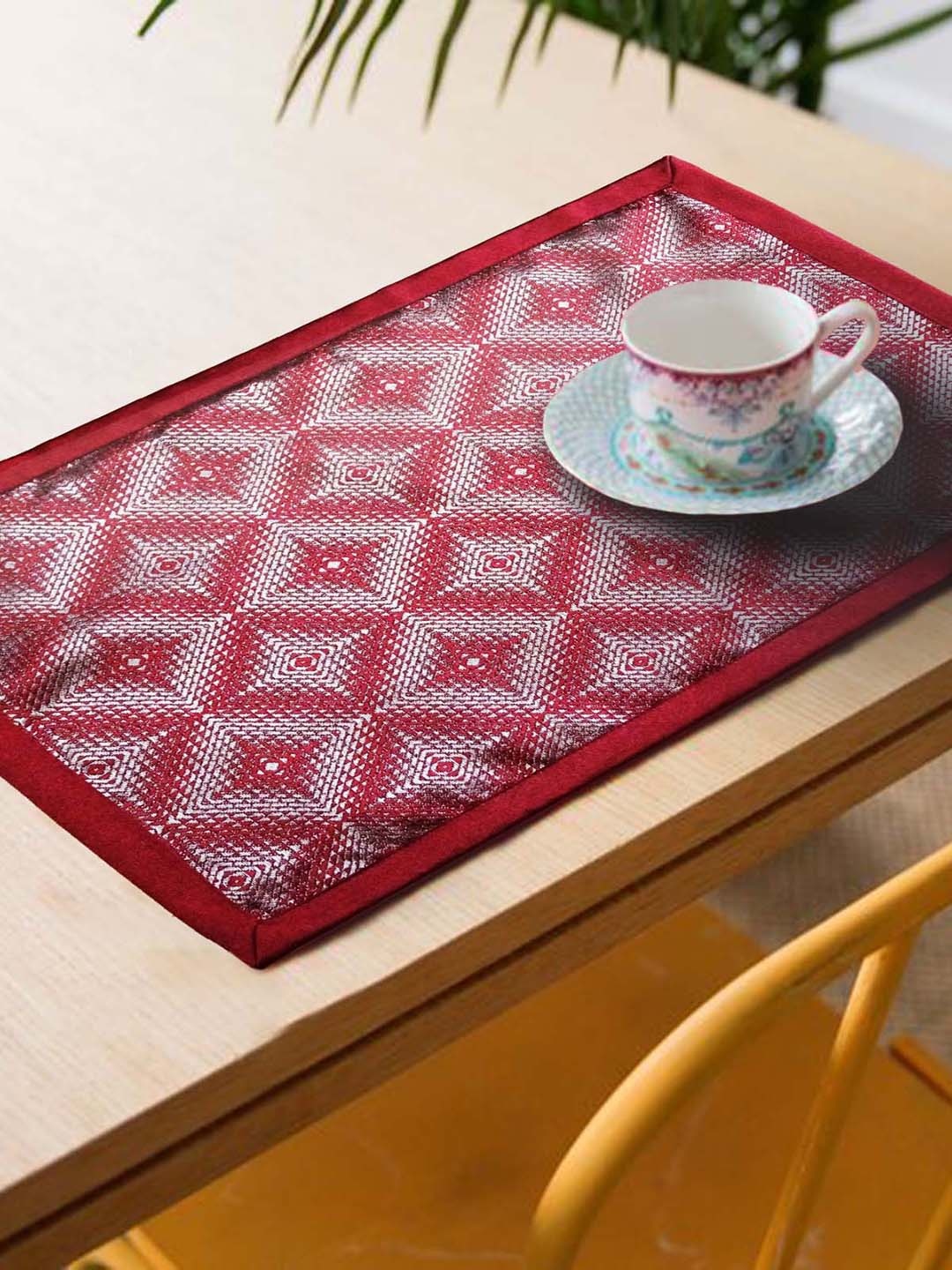 

Lushomes Set Of 6 Maroon Printed Dining Table Placemats