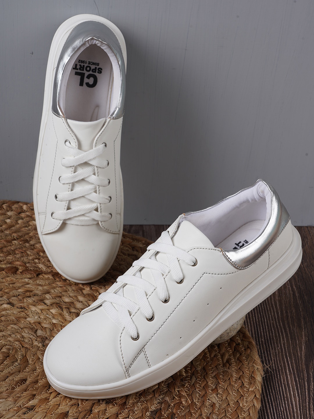 

Carlton London sports Women Sneakers, White
