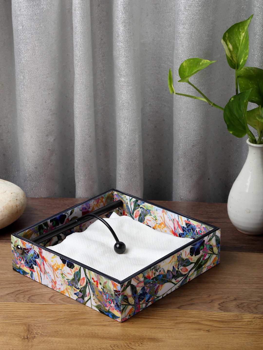 

ROMEE White & Green Printed Tissue Holder