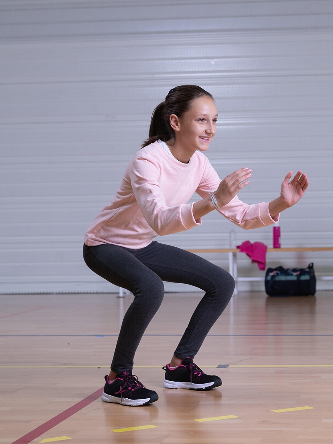 

Domyos By Decathlon Girls Black Solid Drawstrings Joggers