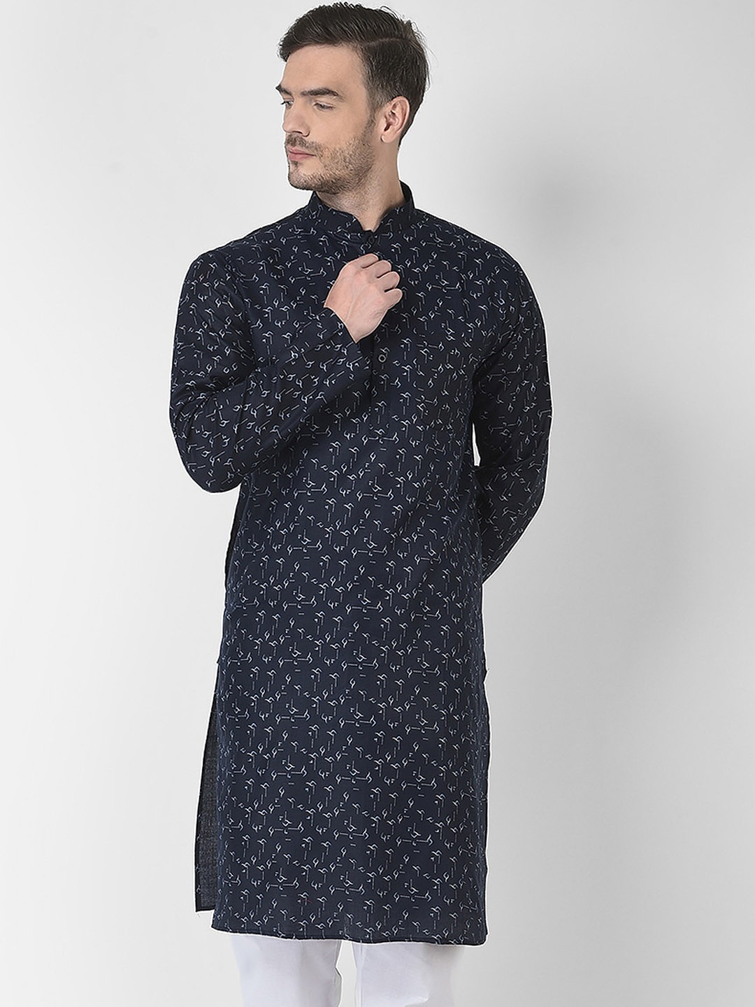 

SG LEMAN Men Navy Blue Printed Kurta