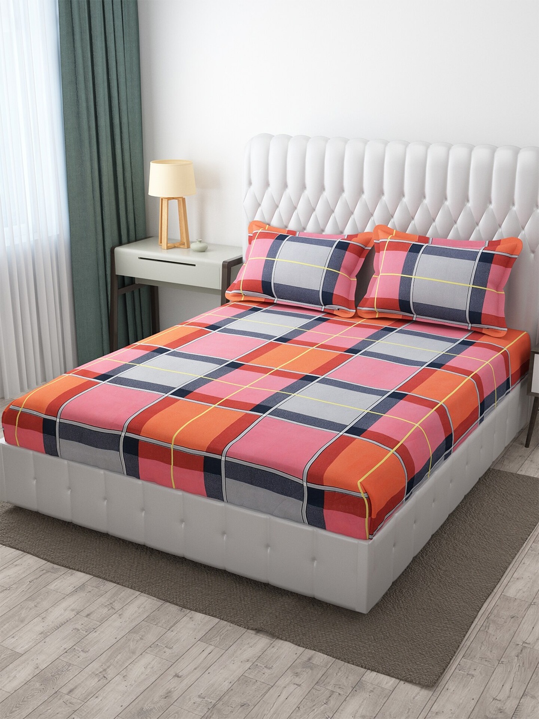 

MULTITEX Geometric 300 TC Cotton King Bedsheet with 2 Pillow Covers, Pink