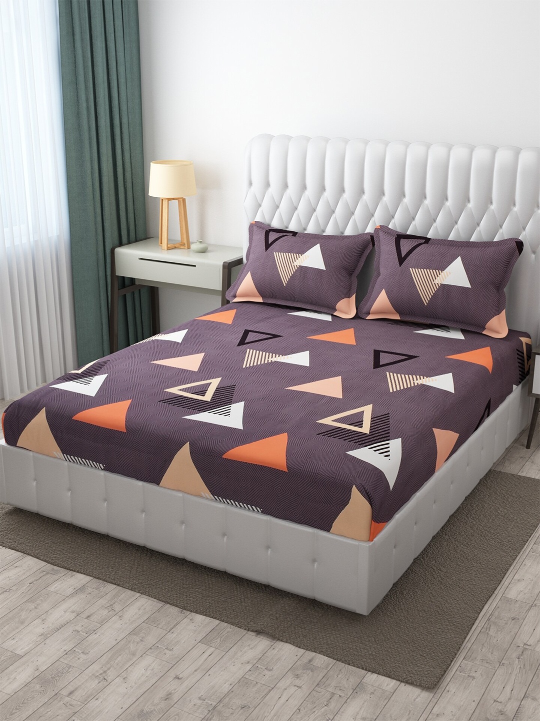 

MULTITEX Geometric 300 TC King Bedsheet with 2 Pillow Covers, Brown