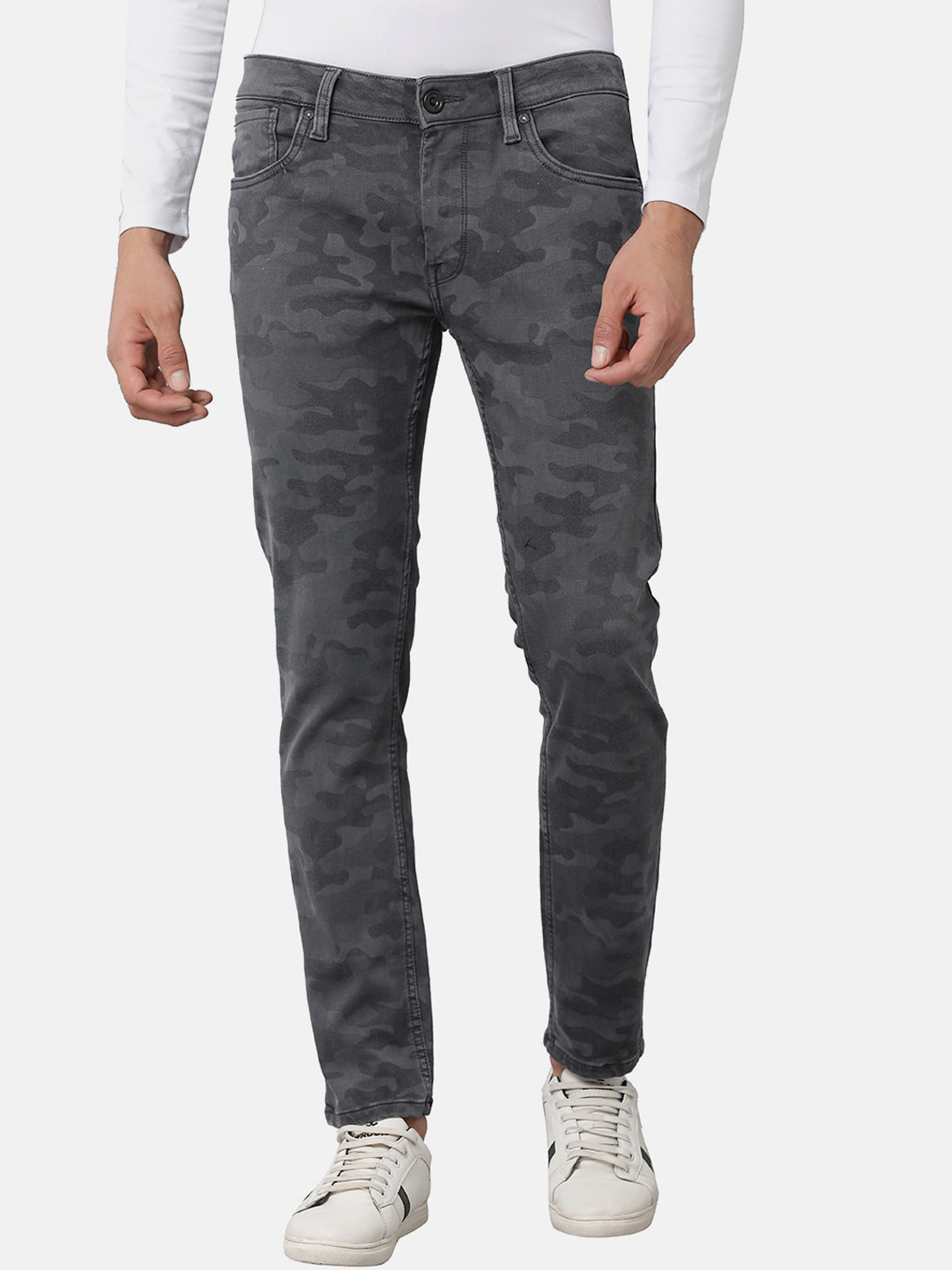 

Voi Jeans Men Black Skinny Fit Mid Rise Jeans