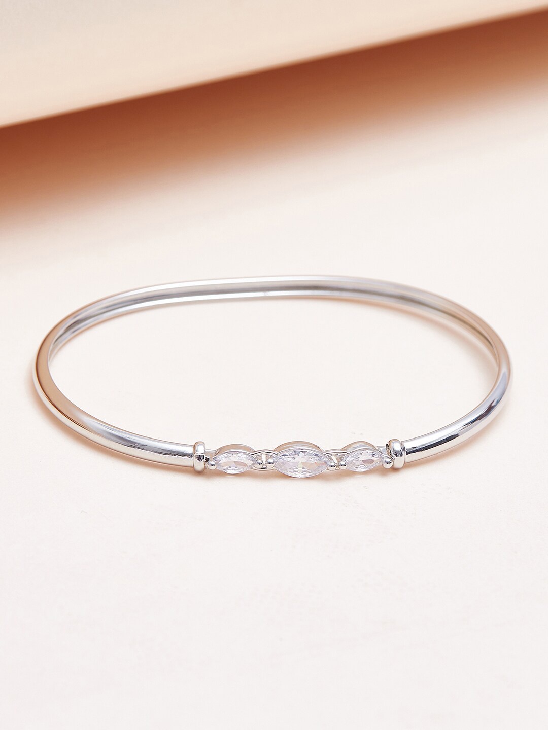 

Voylla Women Rhodium-Plated Bangle-Style Bracelet, Silver