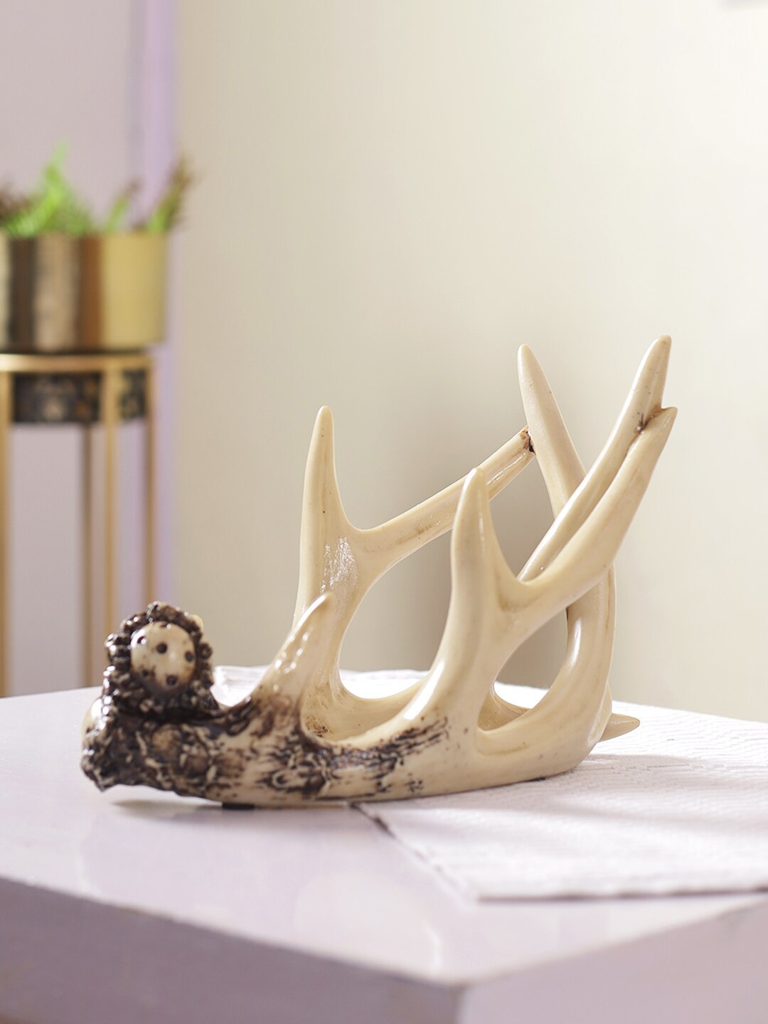 

TAYHAA Cream-Colored Antler-Shaped Rustic Look Wine Holder