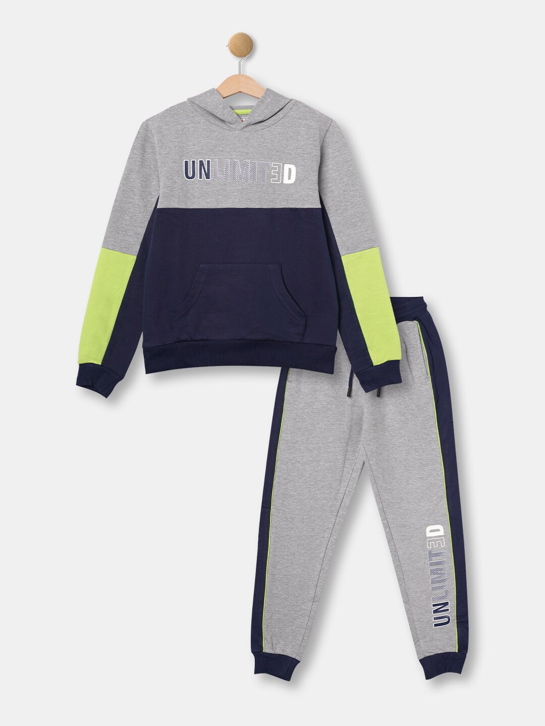 

R&B Boys Colourblocked T-shirt with Trousers, Olive