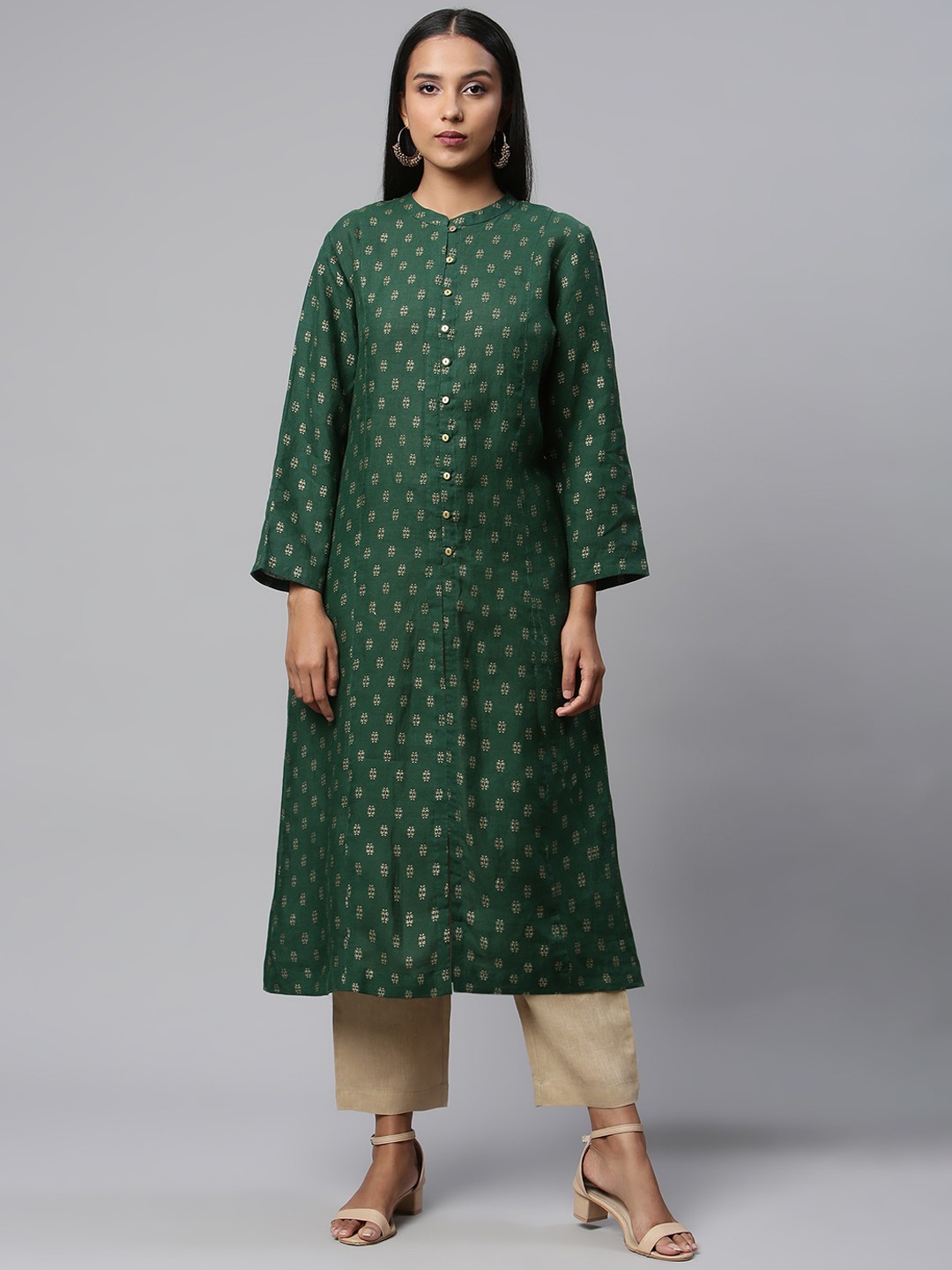

Linen Club Woman Green Ethnic Motifs Printed Linen Kurta