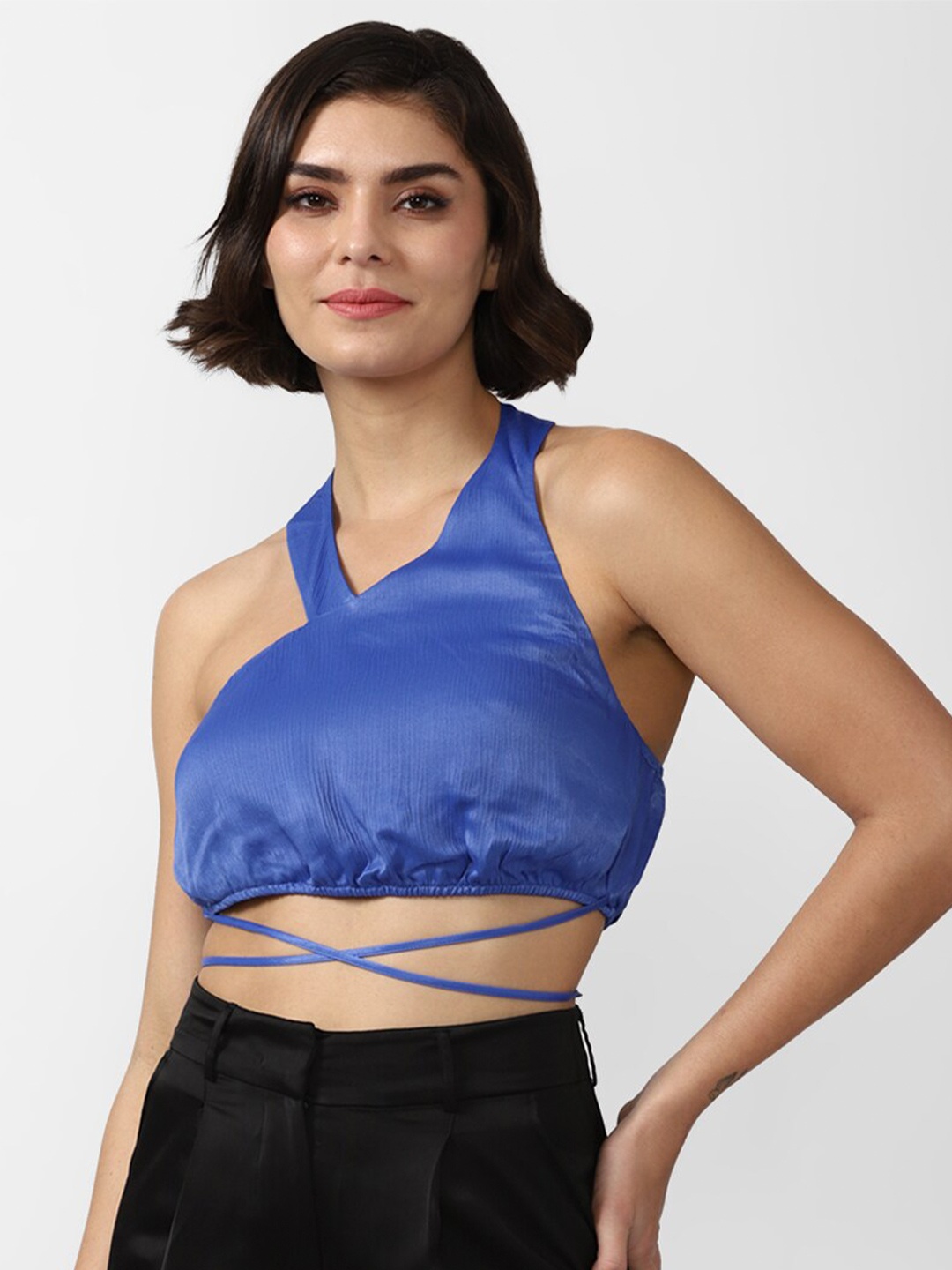 

FOREVER 21 Women Blue Halter Neck Blouson Crop Top