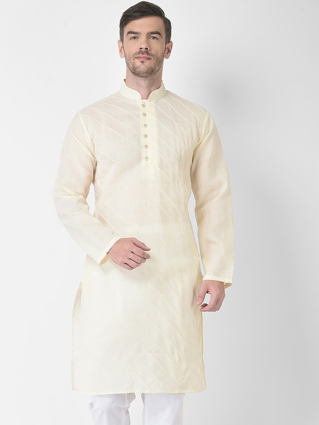 

SG LEMAN Men Thread Work Mandarin Collar Kurta, Off white