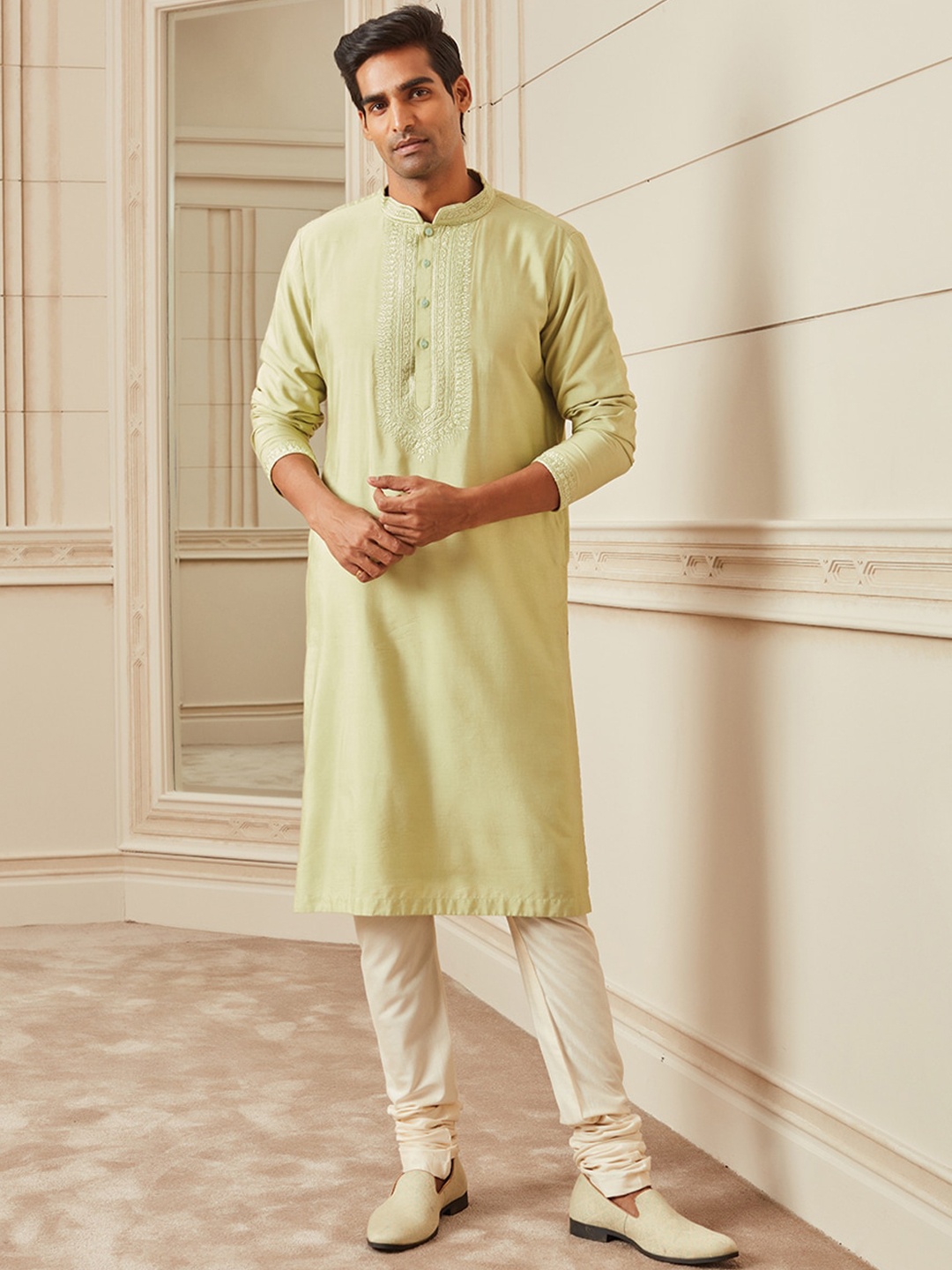 

Tasva Men Viscose Rayon Yoke Design Thread Work Kurta Set, Green