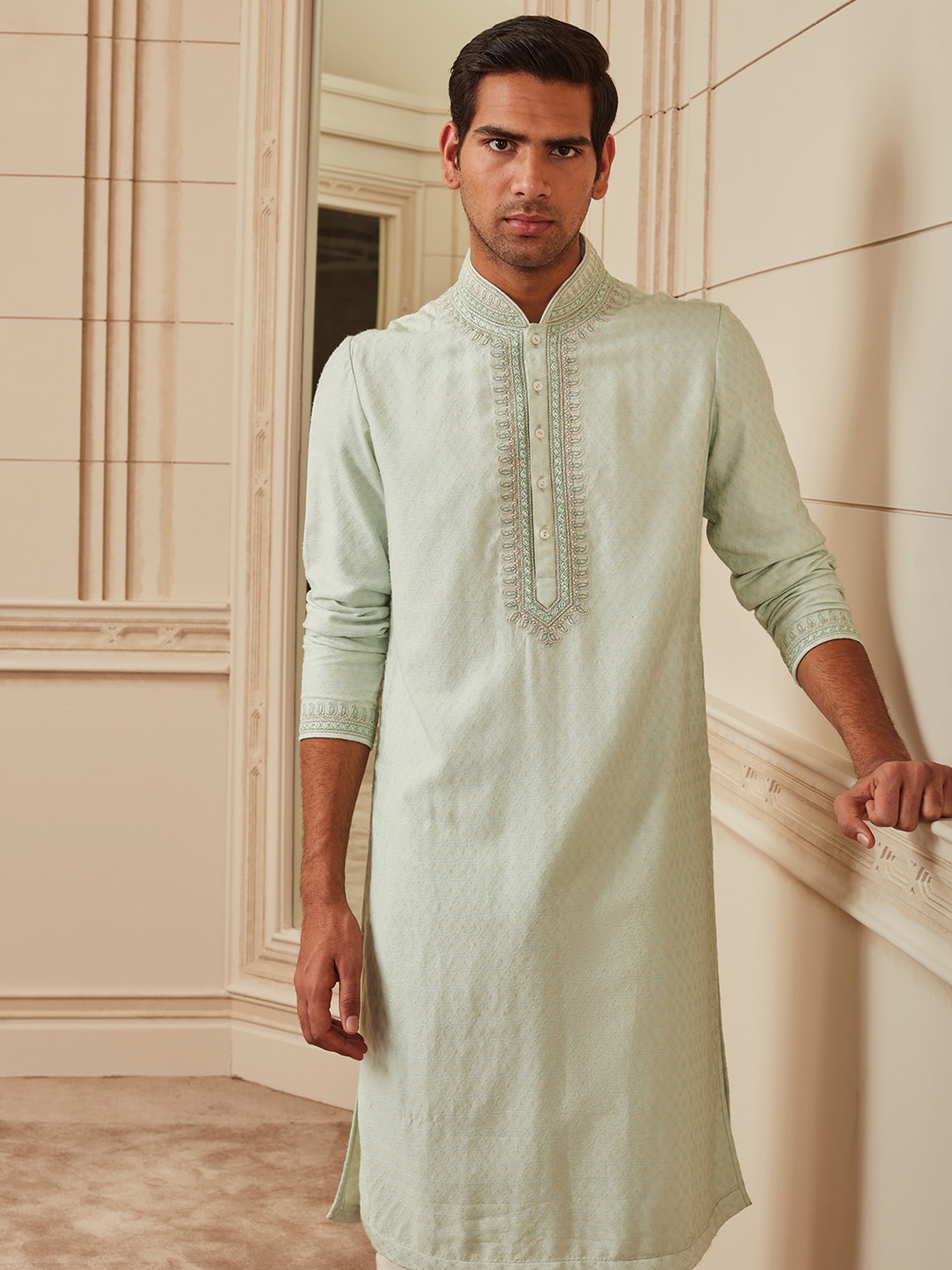

Tasva Men Green Embroidered Neck Jacquard Kurta with Churidar