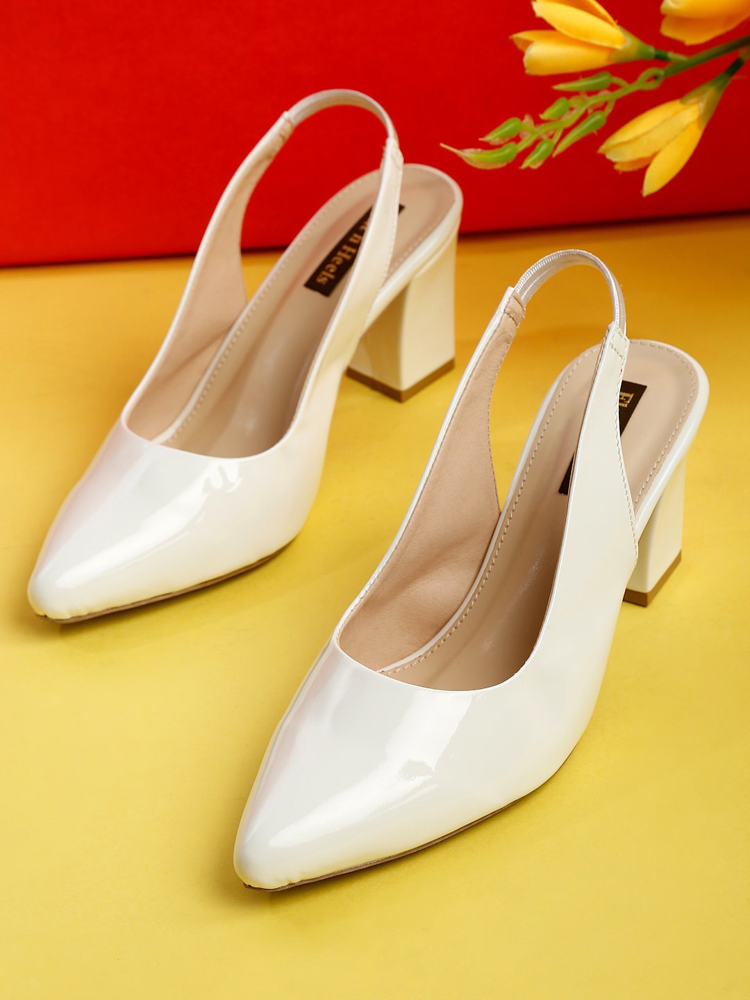 

Flat n Heels Women's White Pumps with Bows