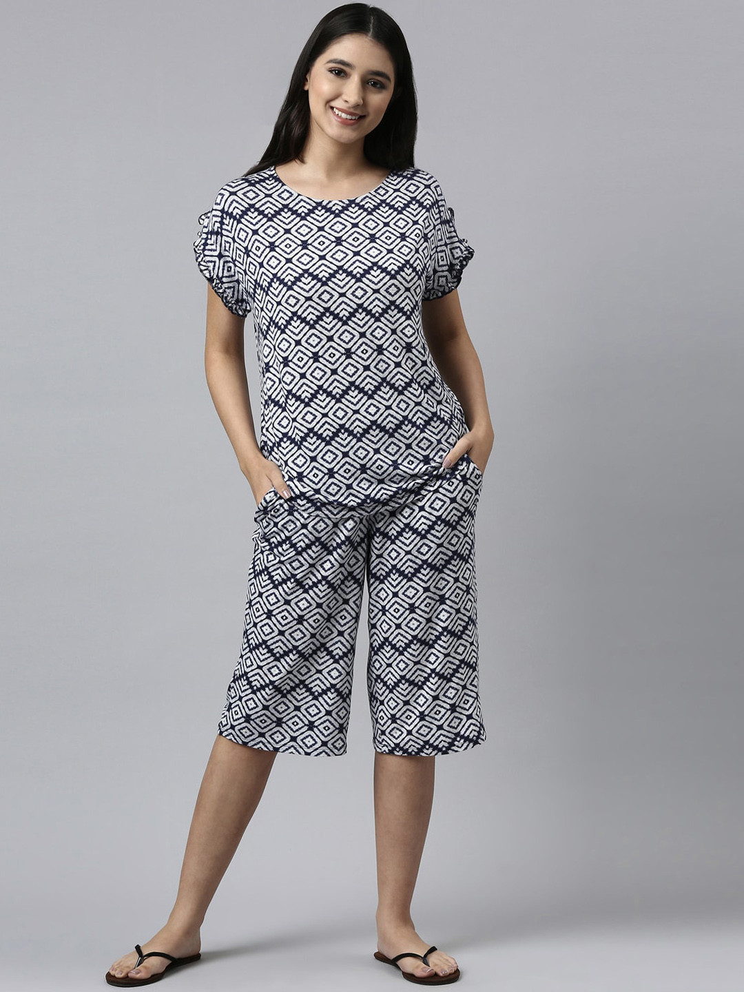 

Enamor Women Navy Blue & White Printed Night suit Set EC18