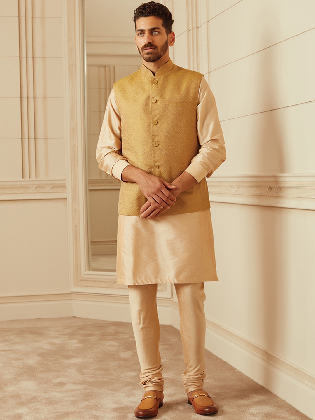 

Tasva Men Gold-Toned Kurta with Churidar & Nehru Jacket