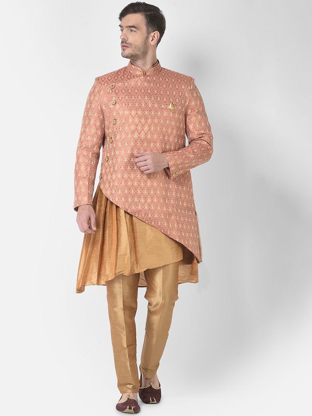 

SG RAJASAHAB Men Peach-Coloured Angrakha Raw Silk Kurta with Pyjamas & Jacket