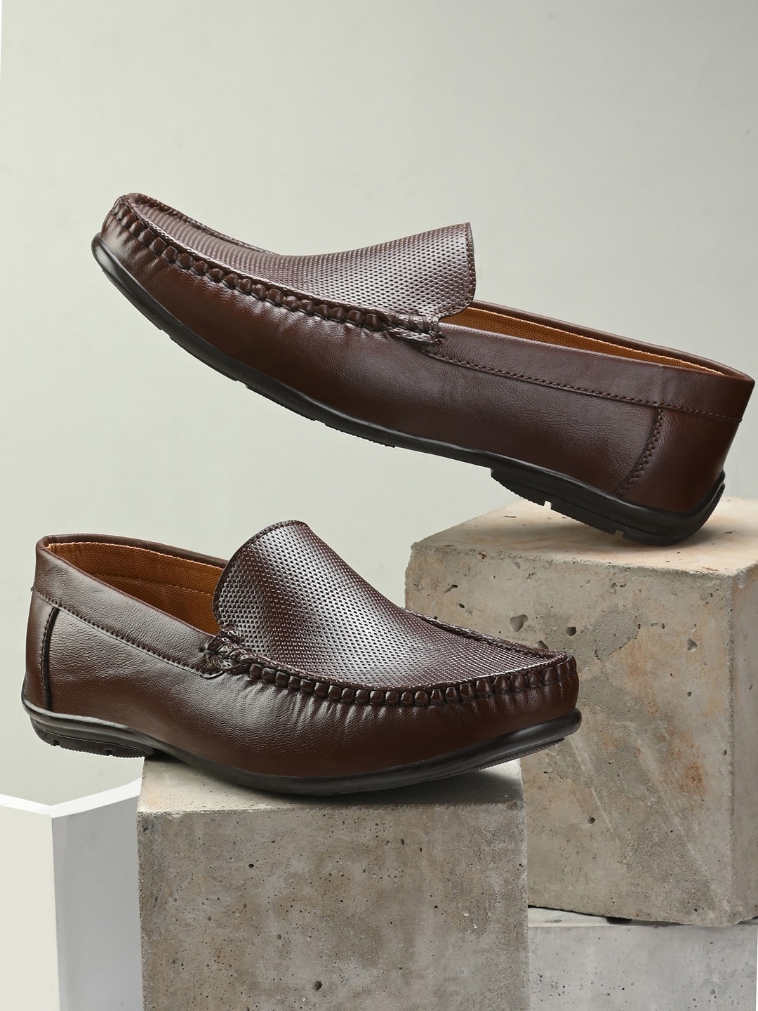 

Killer Men Textured Loafers, Brown