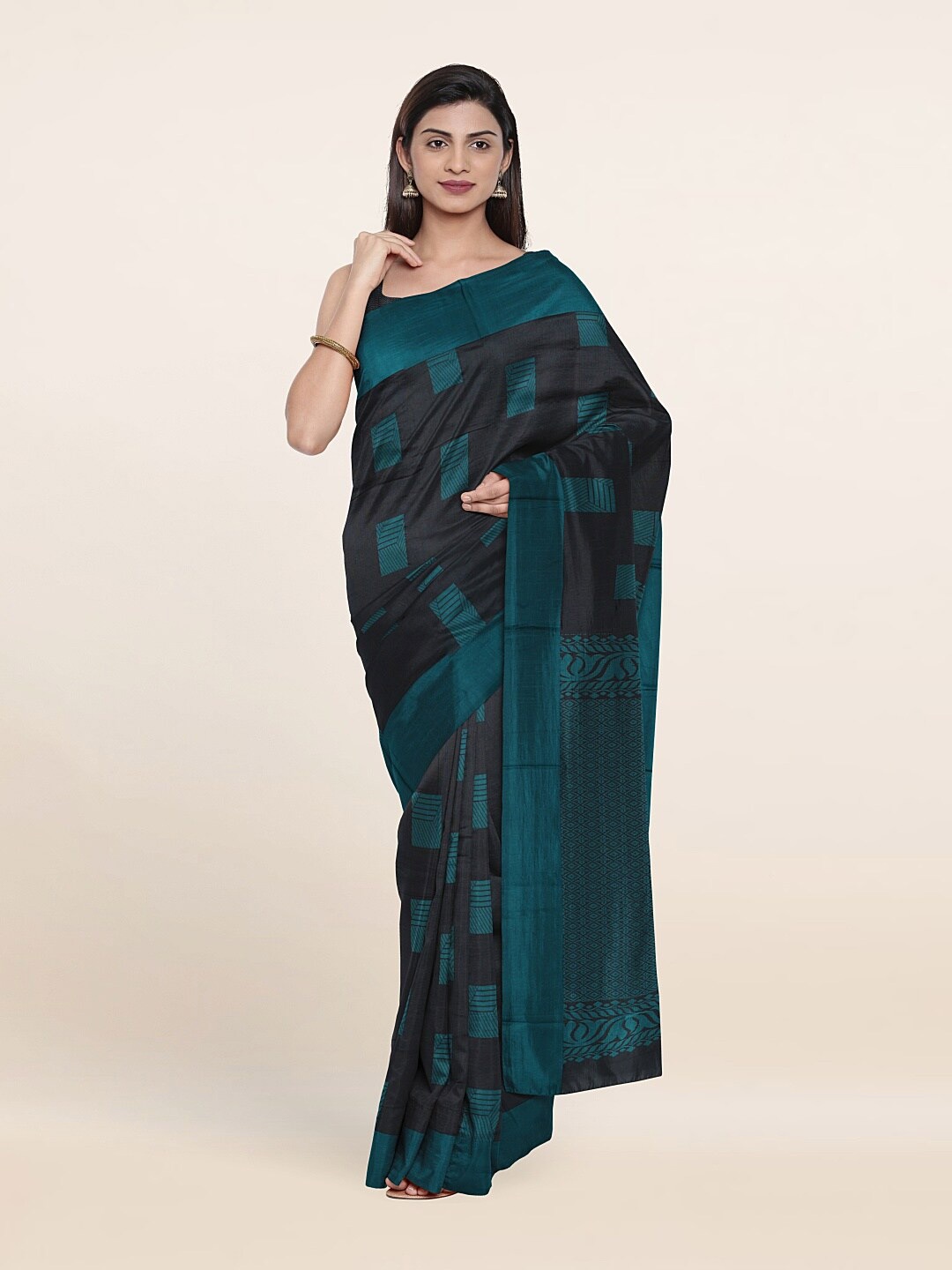 

Pothys Grey & Green Woven Design Silk Cotton Saree