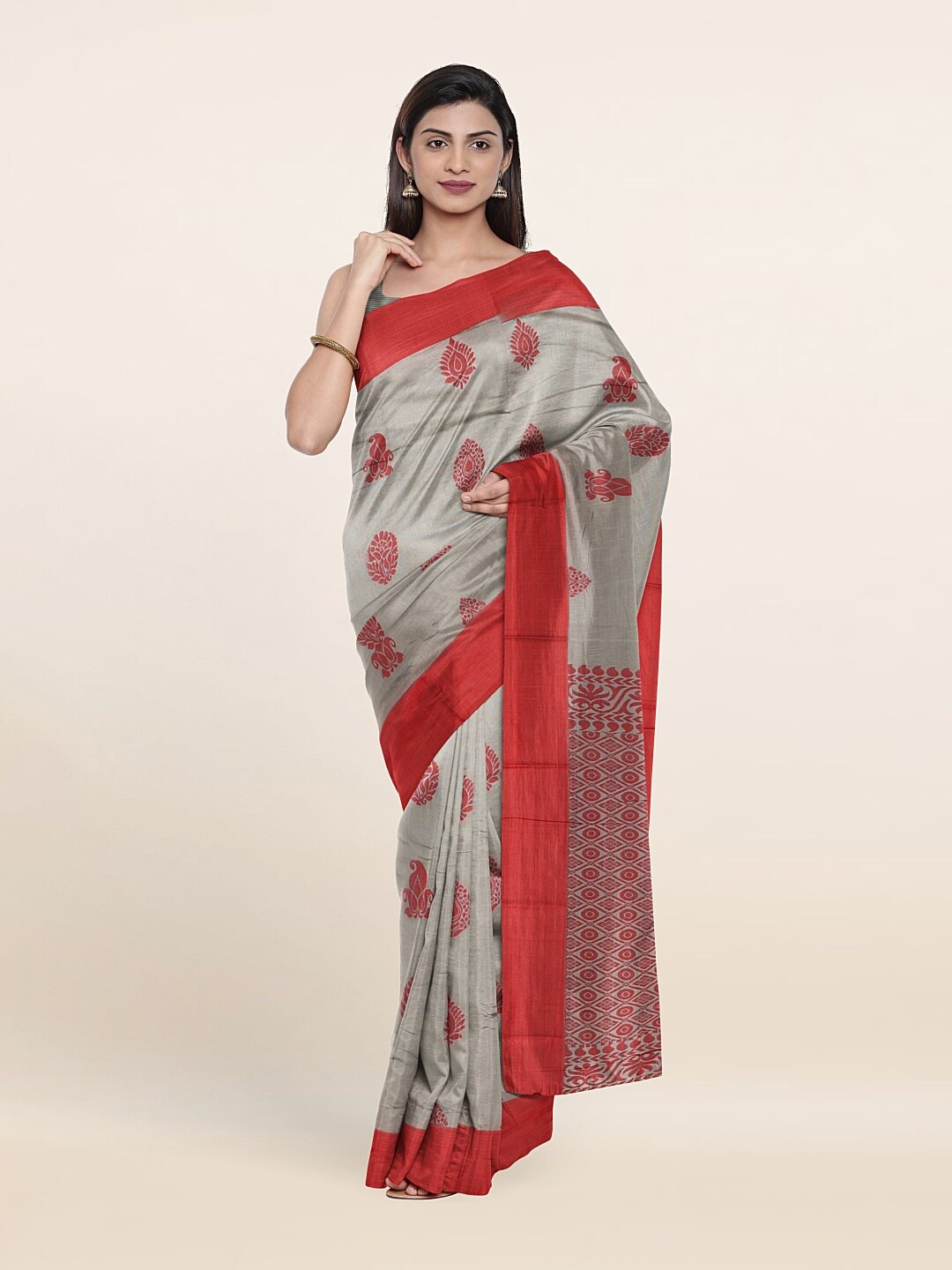 

Pothys Grey & Red Ethnic Motifs Silk Cotton Saree