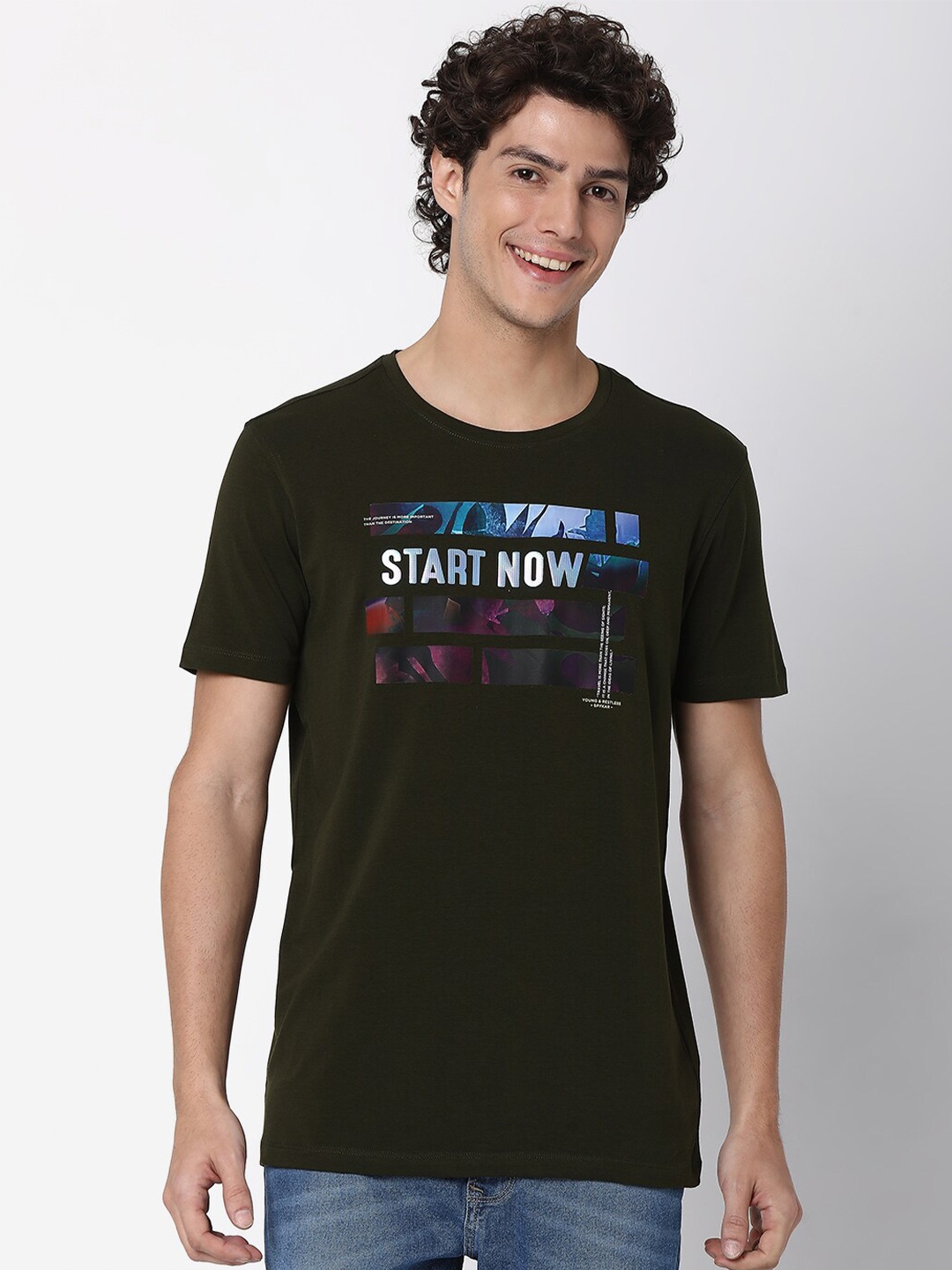 

SPYKAR Men Olive Green Typography Printed Cotton Slim Fit T-shirt