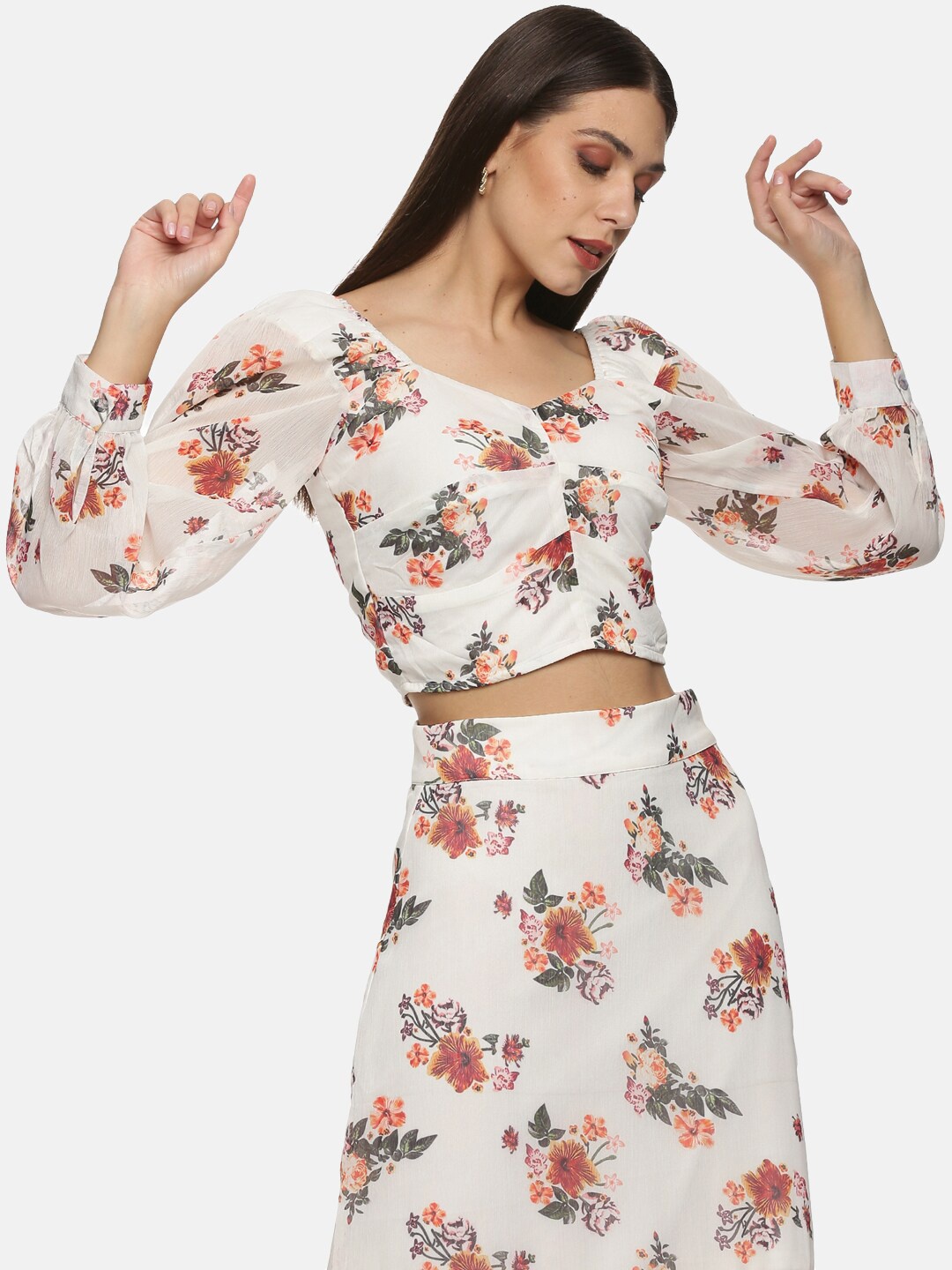 

ISU White & Brown Floral Print Sweetheart Neck Chiffon Crop Top