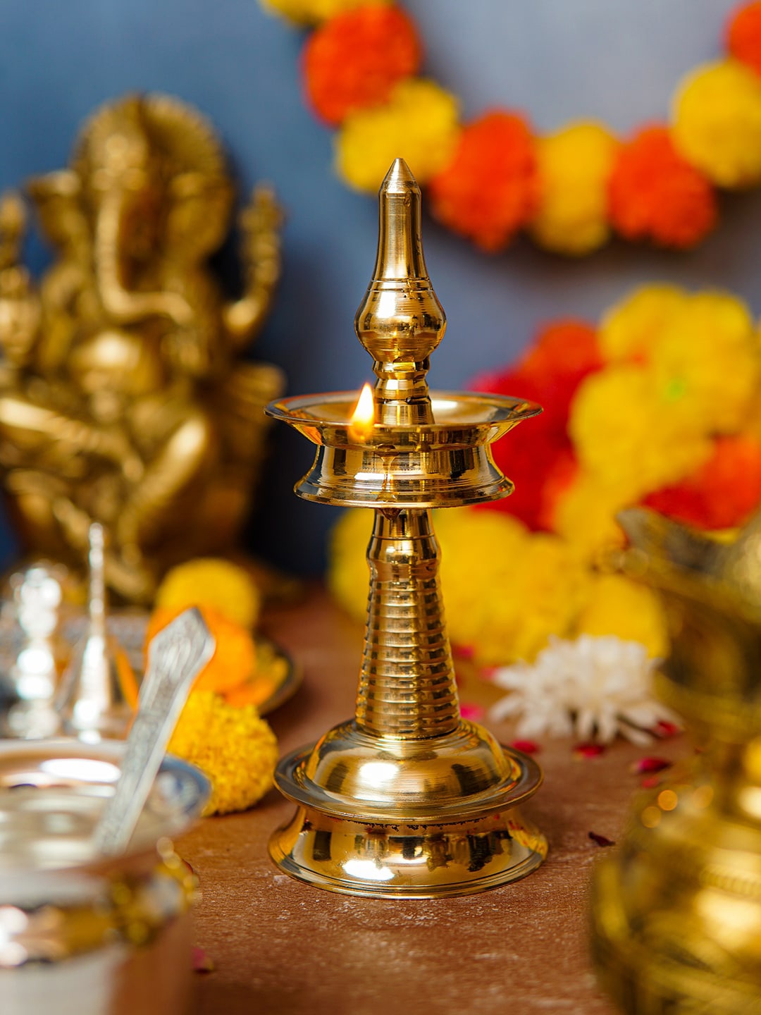 

StatueStudio Gold-Toned Solid Brass Diya