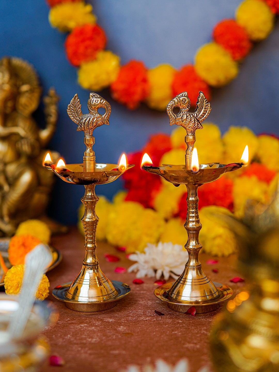 

StatueStudio Set Of 2 Gold-Toned Diya