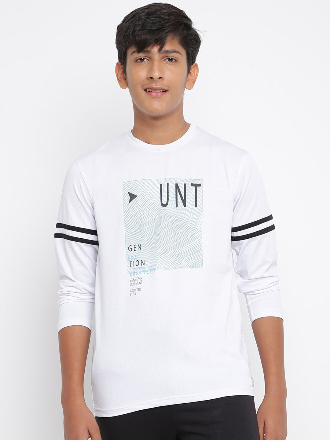 

Lil Tomatoes Boys White Typography Printed T-shirt
