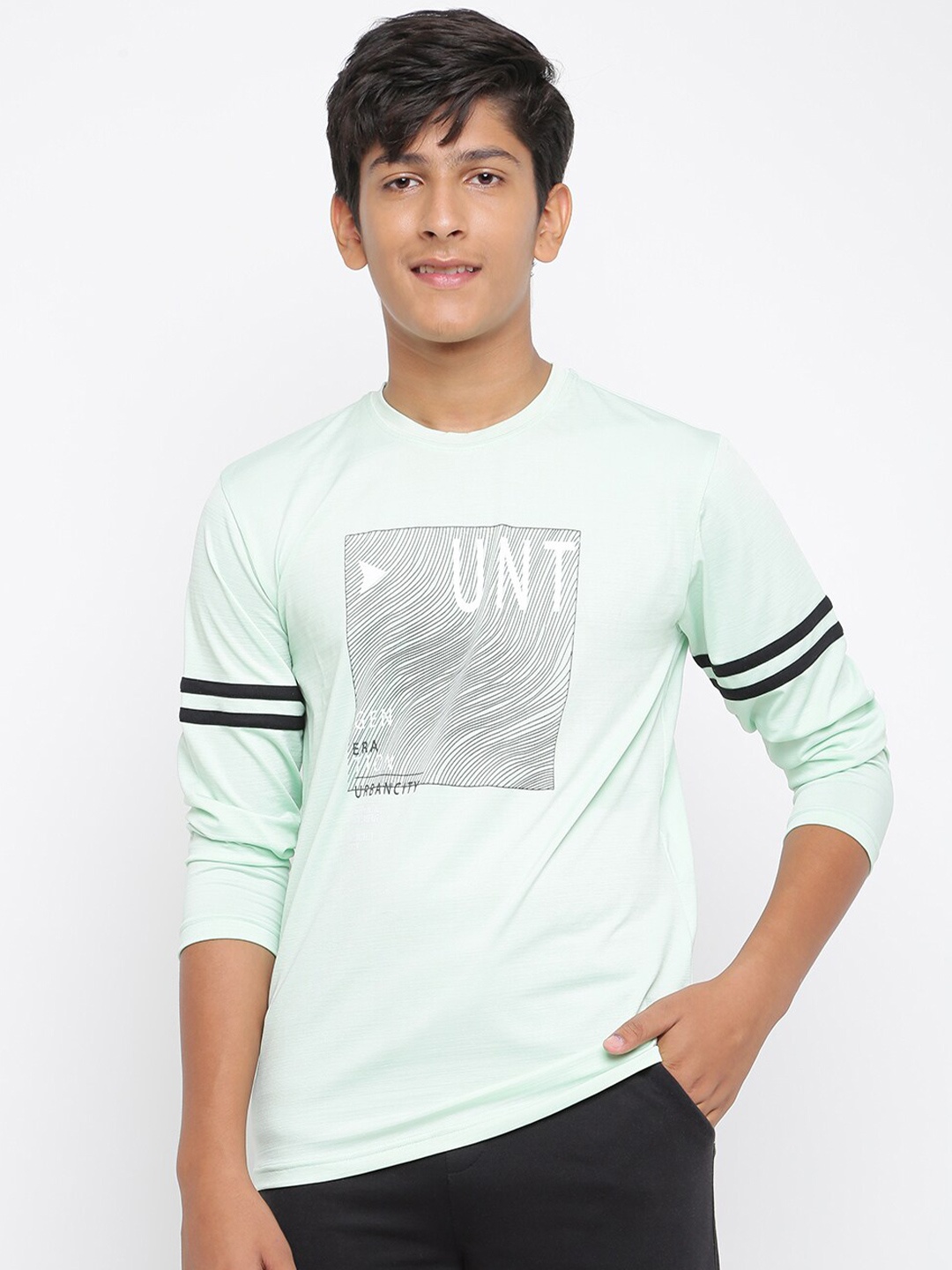 

Lil Tomatoes Boys Green Typography Printed T-shirt