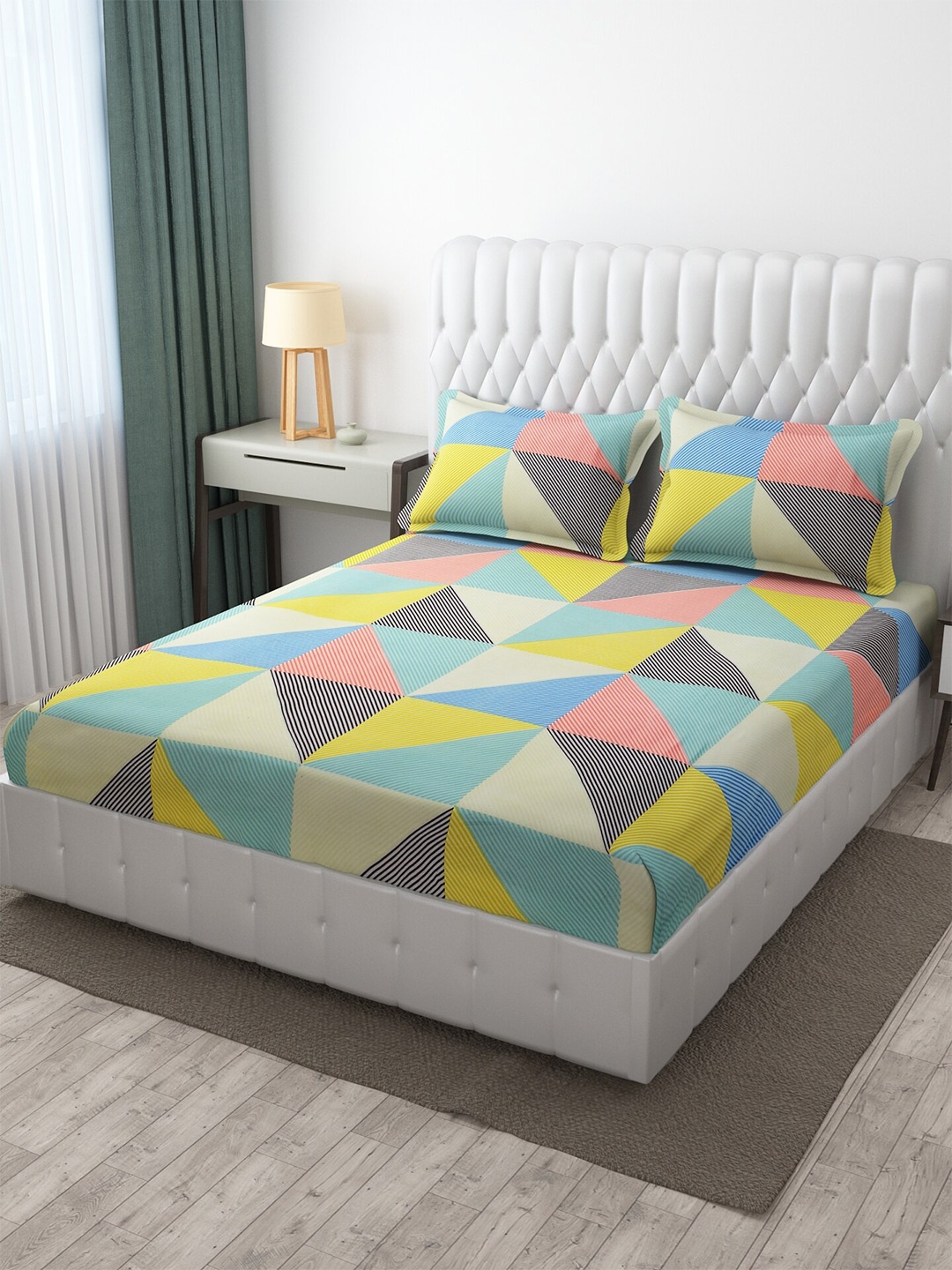 

MULTITEX Geometric 300 TC King Bedsheet With 2 Pillow Covers, Yellow