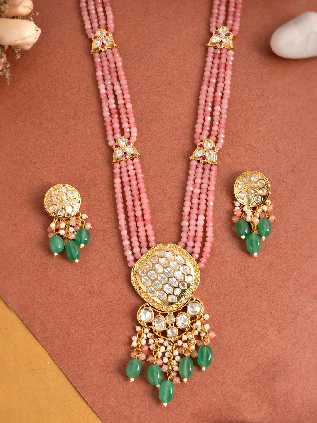 

DASTOOR Gold-Plated Pink Kundan Studded Jewellery Set