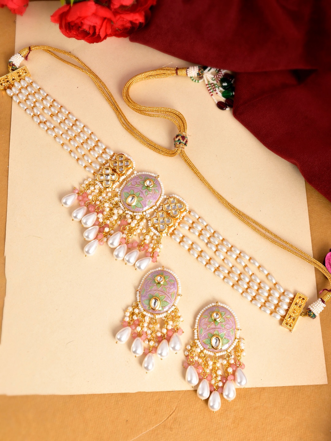 

DASTOOR Gold-Plated Pink & White Kundan-Studded & Beaded Jewellery Set