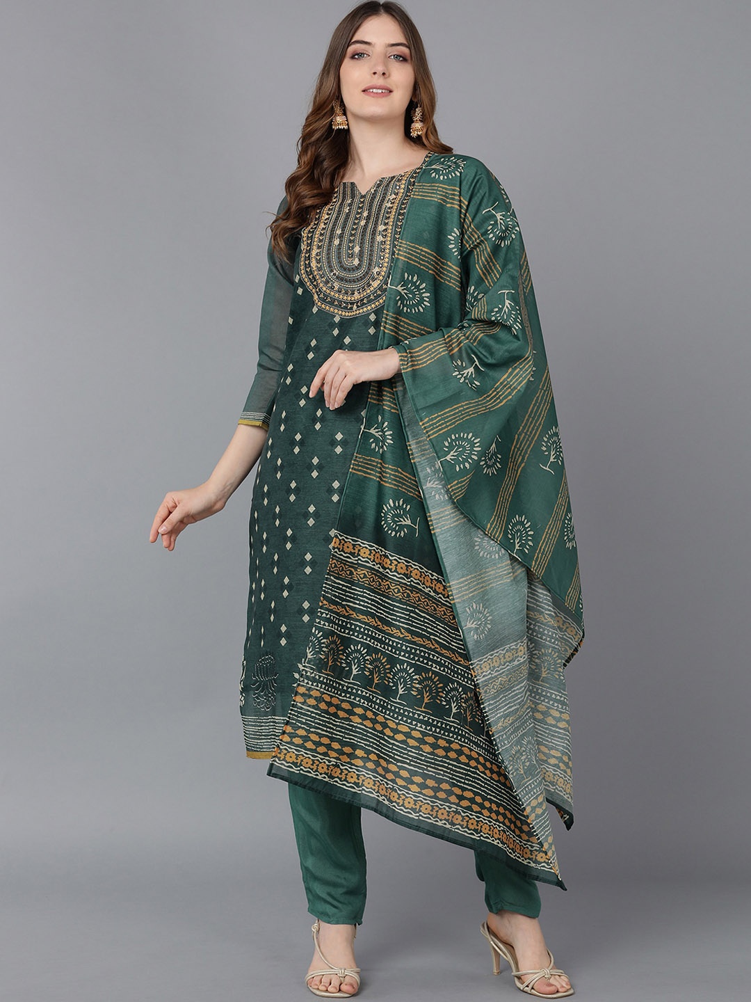 

Bani Women Green Ethnic Motifs Yoke Design Chanderi Cotton Kurta with Trousers & With Dupatta