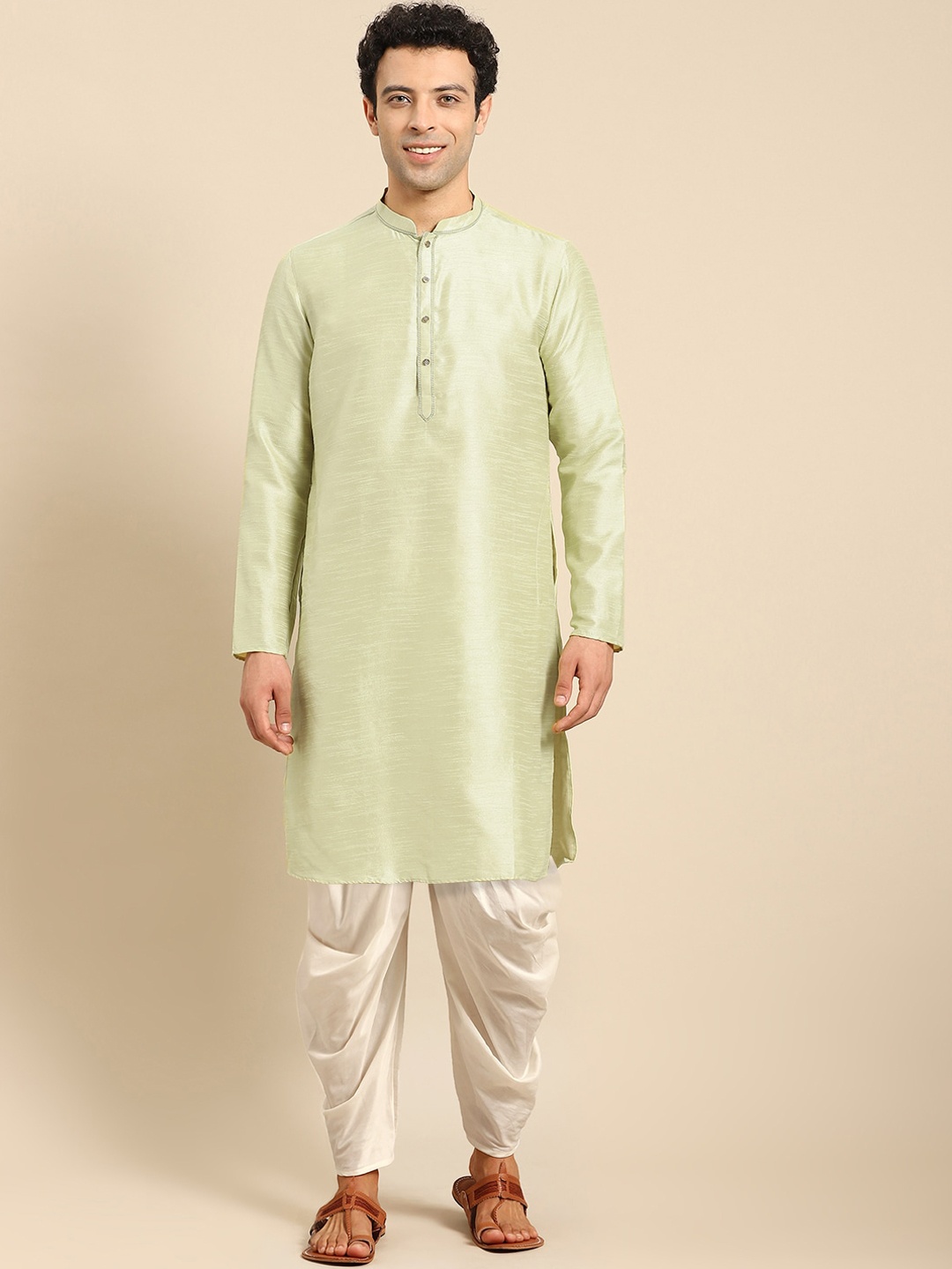 

Amodh by Kisah Men Green Kurta with Dhoti Pants