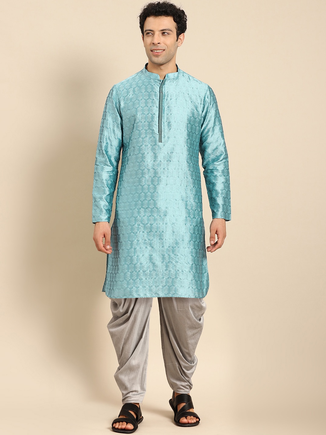 

Amodh by Kisah Men Teal Kurta Set with Dhoti Pants