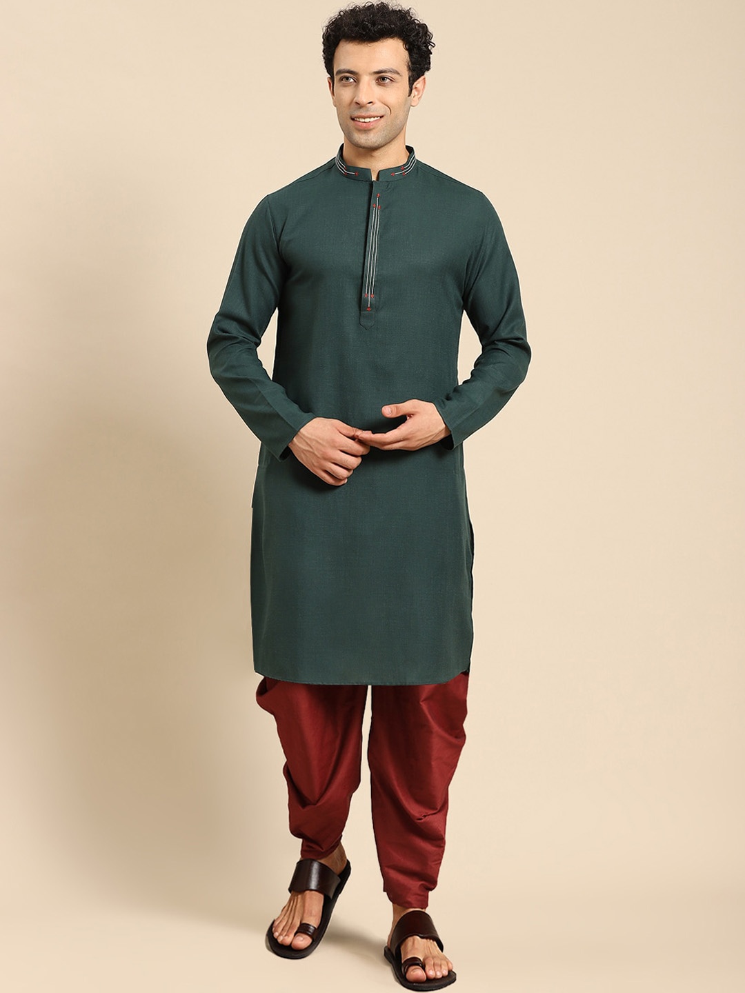 

Amodh by Kisah Men Green Yoke Design Kurta with Dhoti Pants