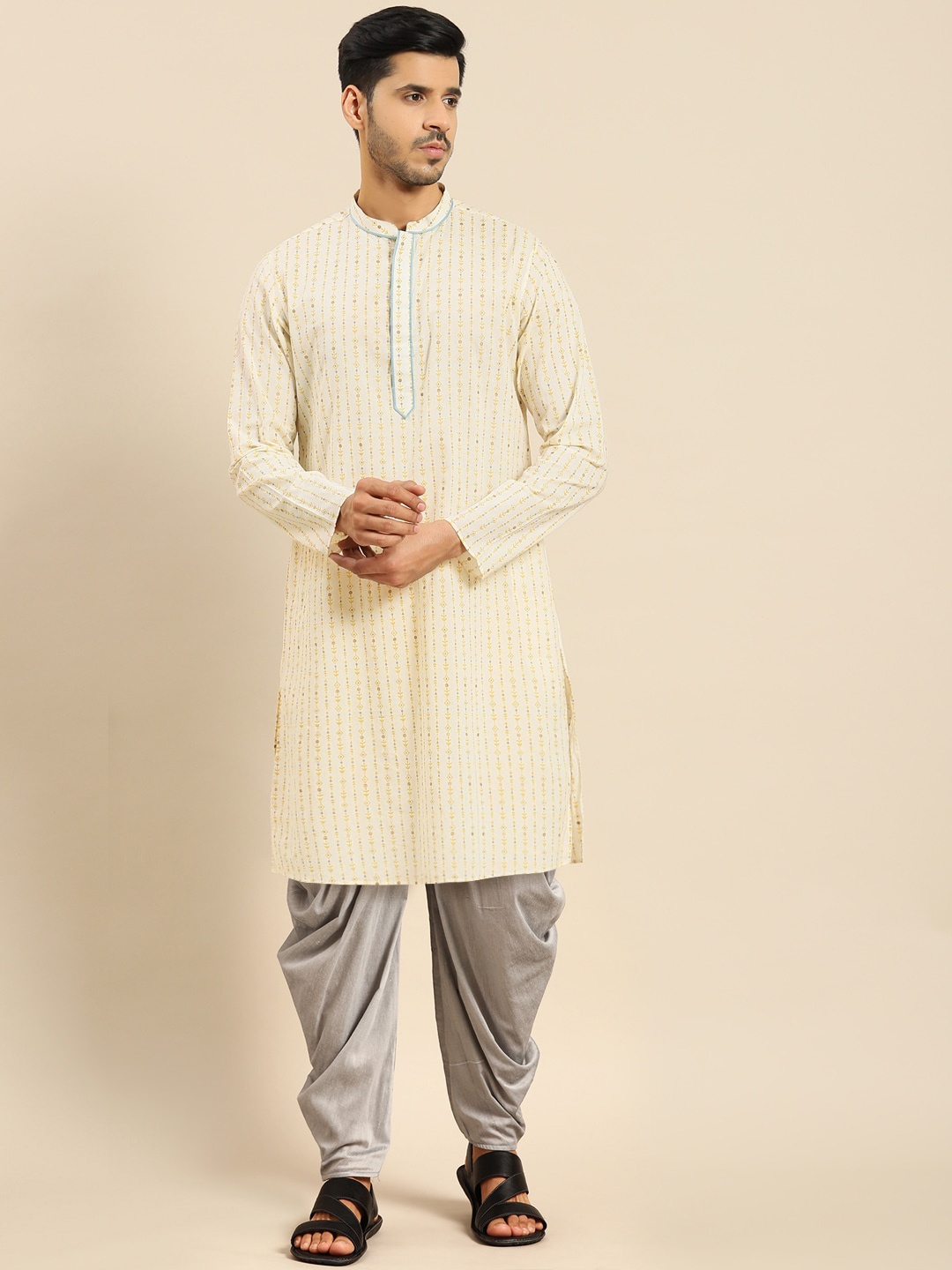 

Amodh by Kisah Men Cream-Coloured Ethnic Motifs Printed Kurta with Dhoti Pants