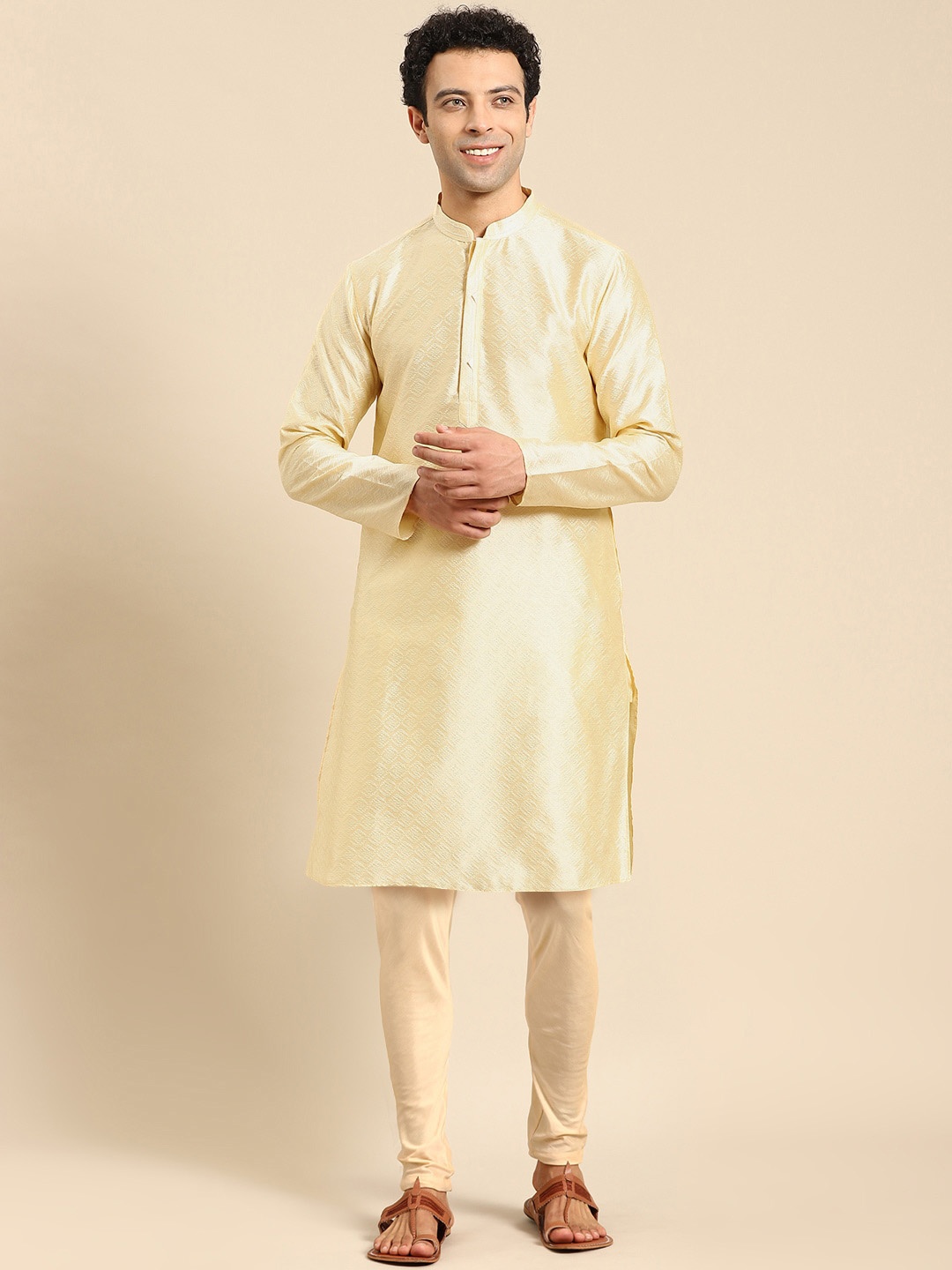 

Amodh by Kisah Men Yellow Embroidered Kurta with Churidar