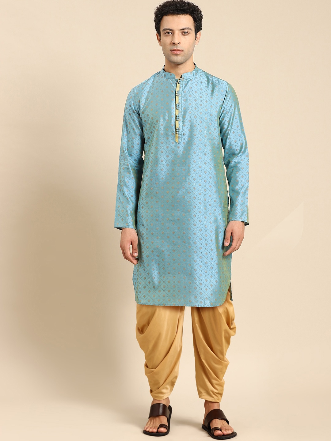 

Amodh by Kisah Men Blue Kurta with Dhoti Pants