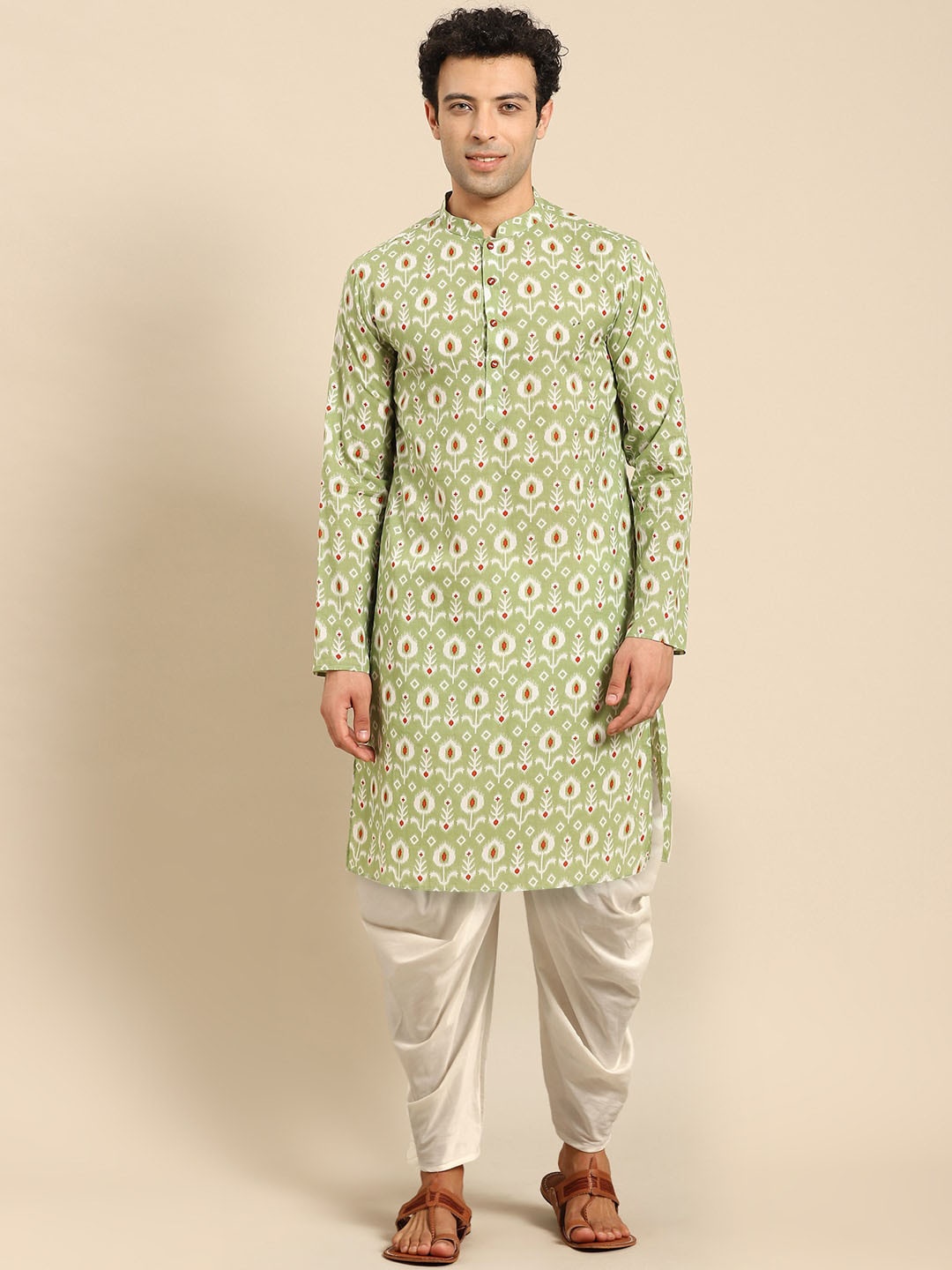 

Amodh by Kisah Men Green Ethnic Motifs Printed Kurta with Dhoti Pants