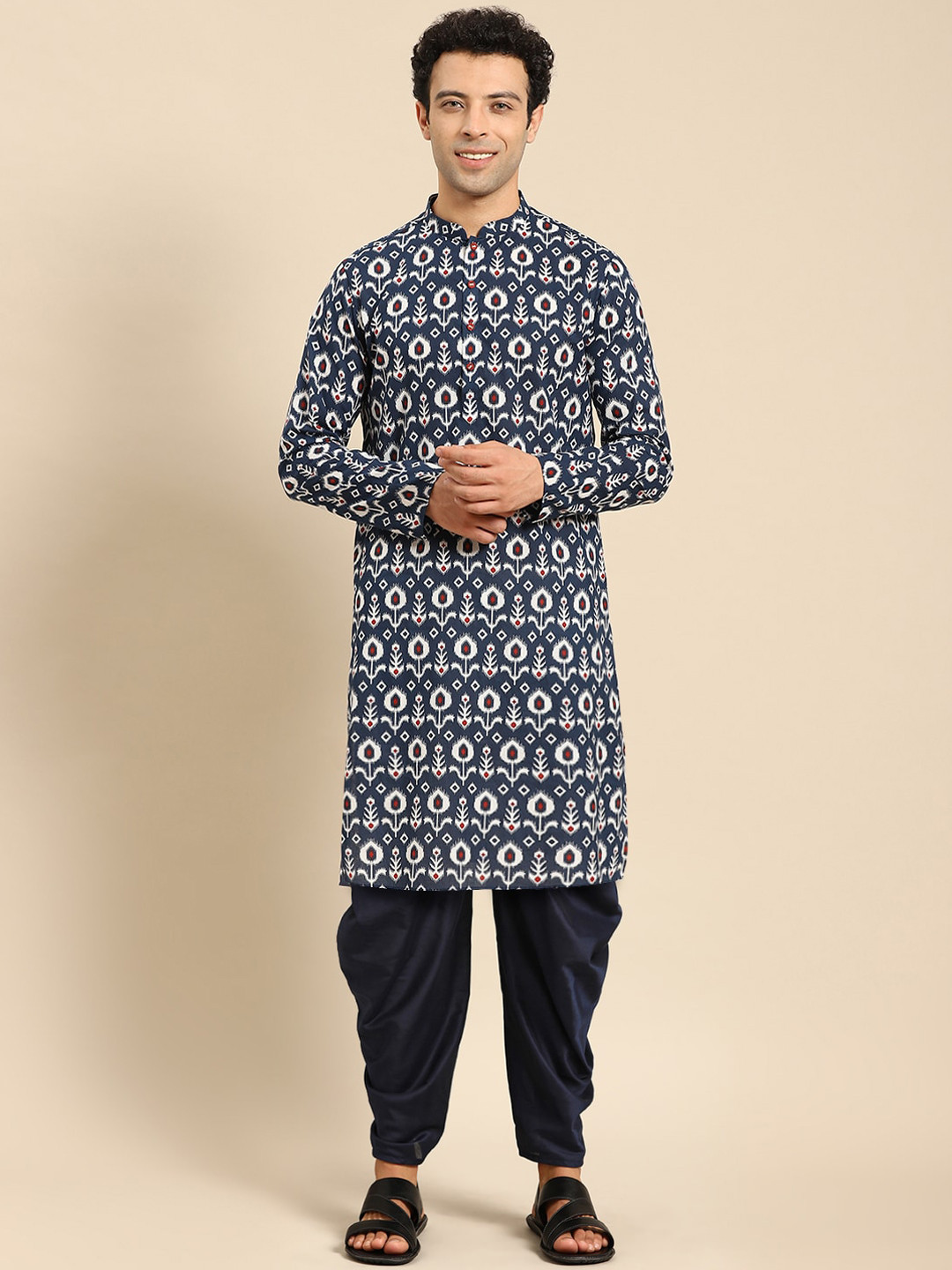 

Amodh by Kisah Men Blue Ethnic Motifs Printed Kurta with Dhoti Pants