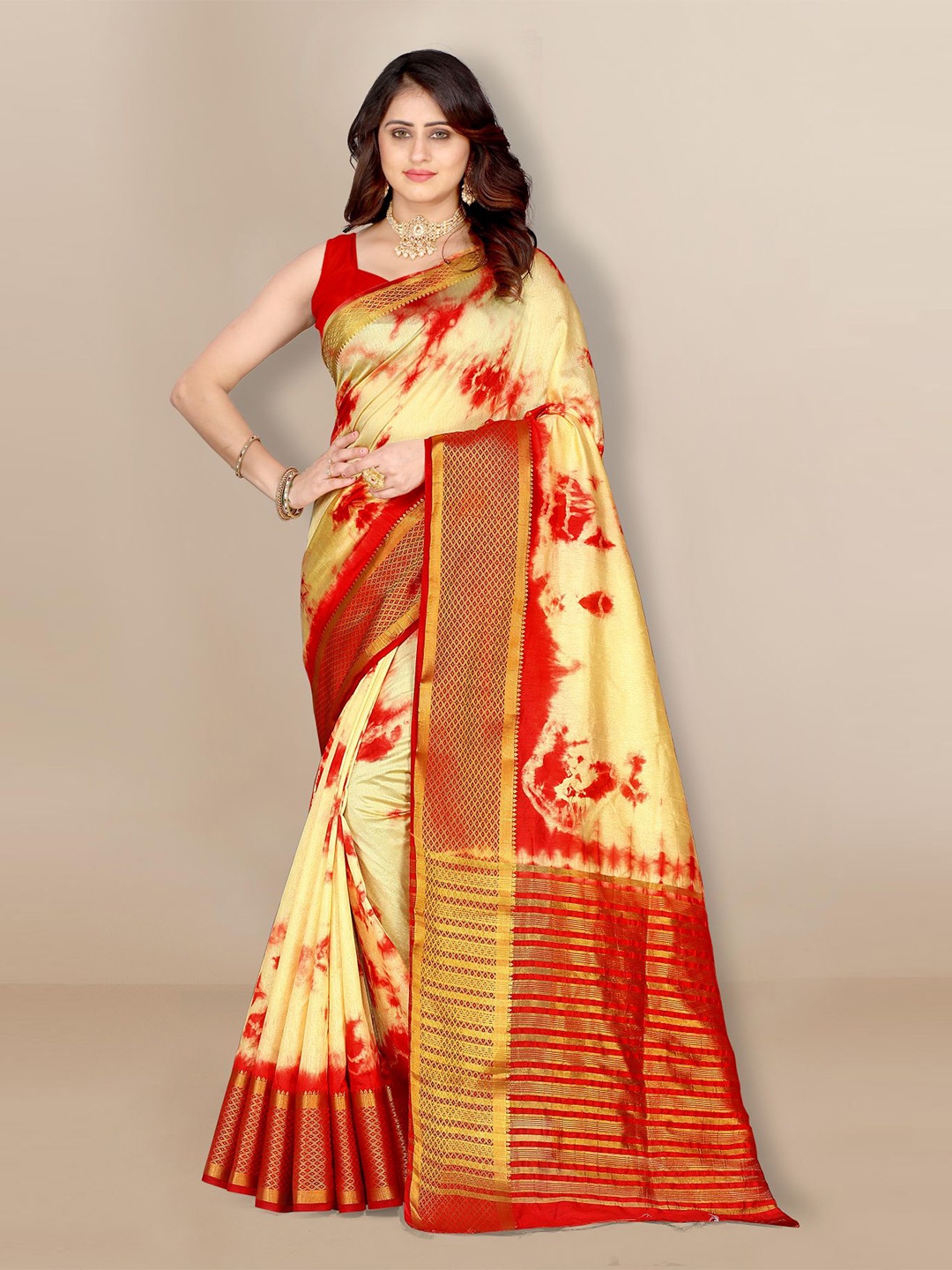 

VAIRAGEE Yellow & Red Tie and Dye Zari Banarasi Saree