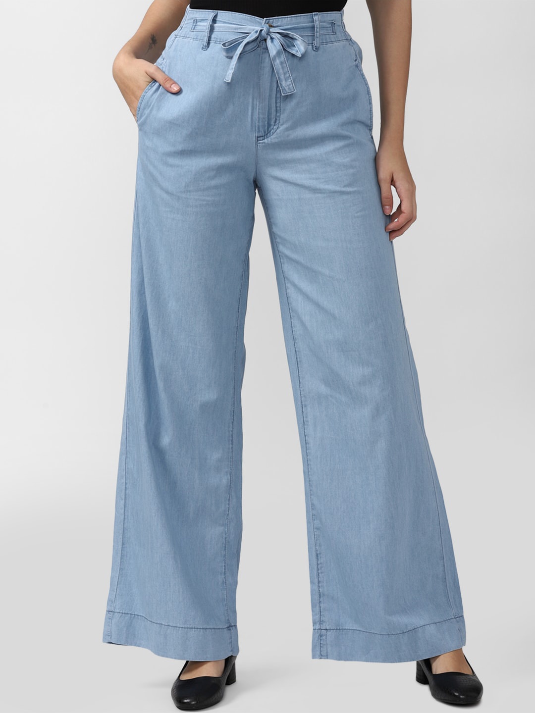 

FOREVER 21 Women Blue Solid Pure Cotton Trouser