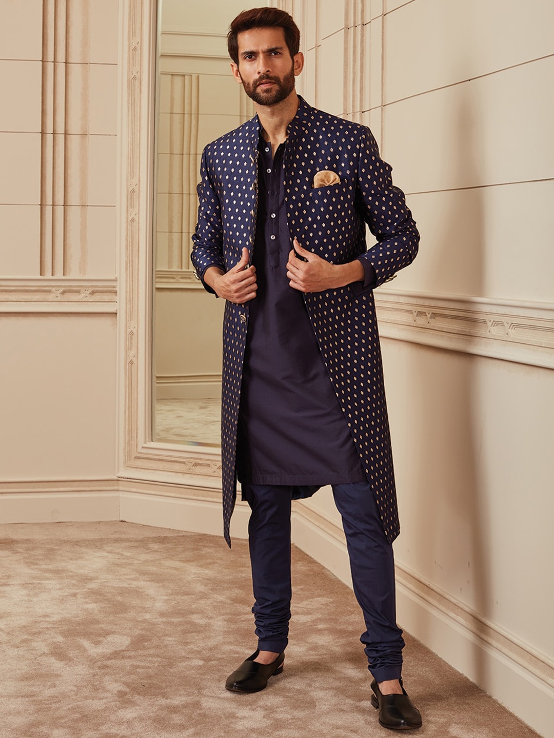 

Tasva Men Navy-Blue & Golden Tanchoi Brocade Sherwani & Kurta churidar