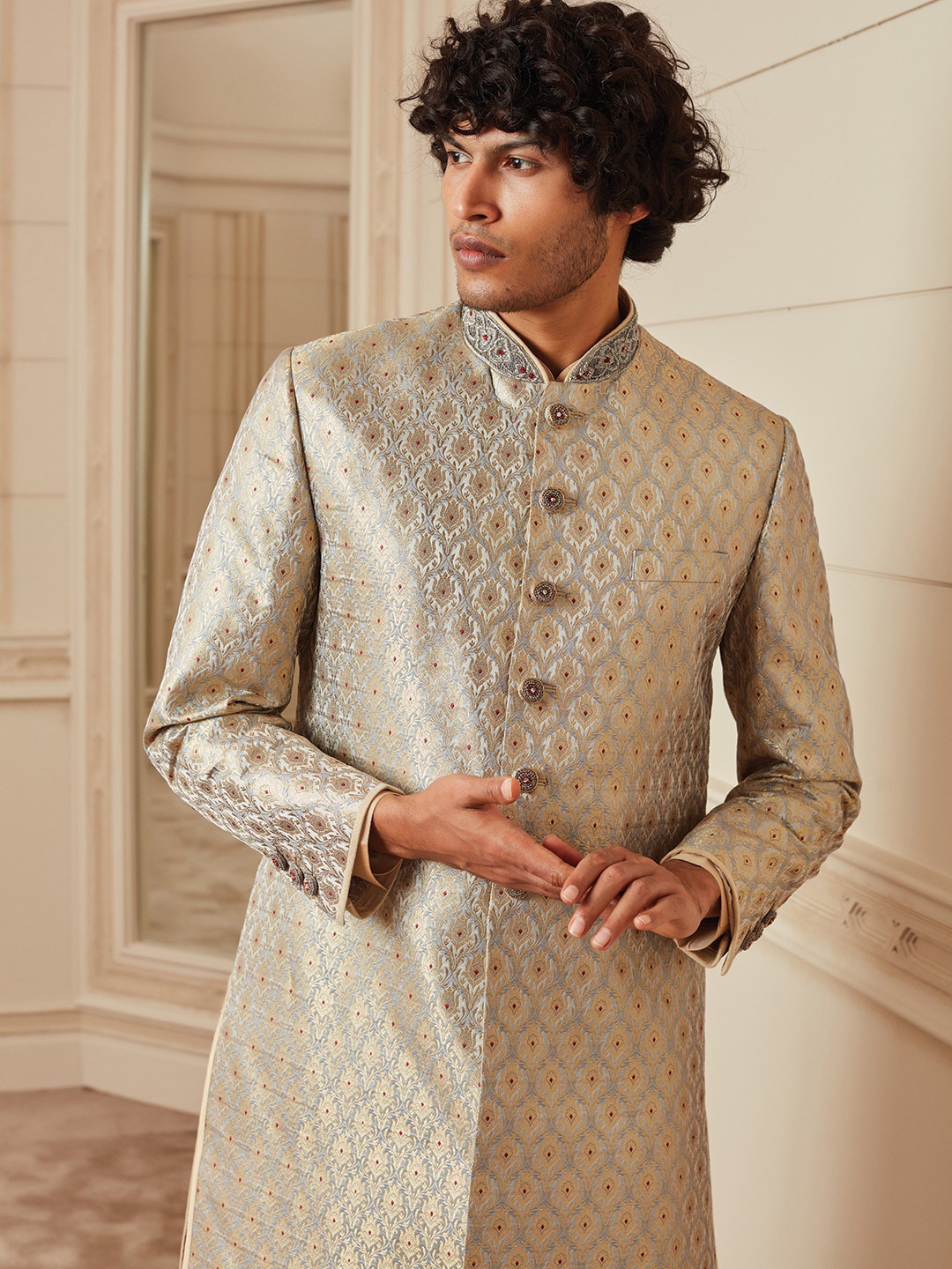 

Tasva Men Grey & Gold-Toned All Over Embroidered Sherwani With Zardozi Collar & Button