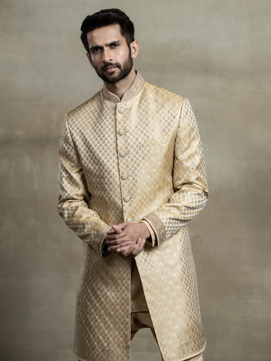 

Tasva Men Gold Coloured Woven-Design Embroidered Detail Brocade Achkan Set