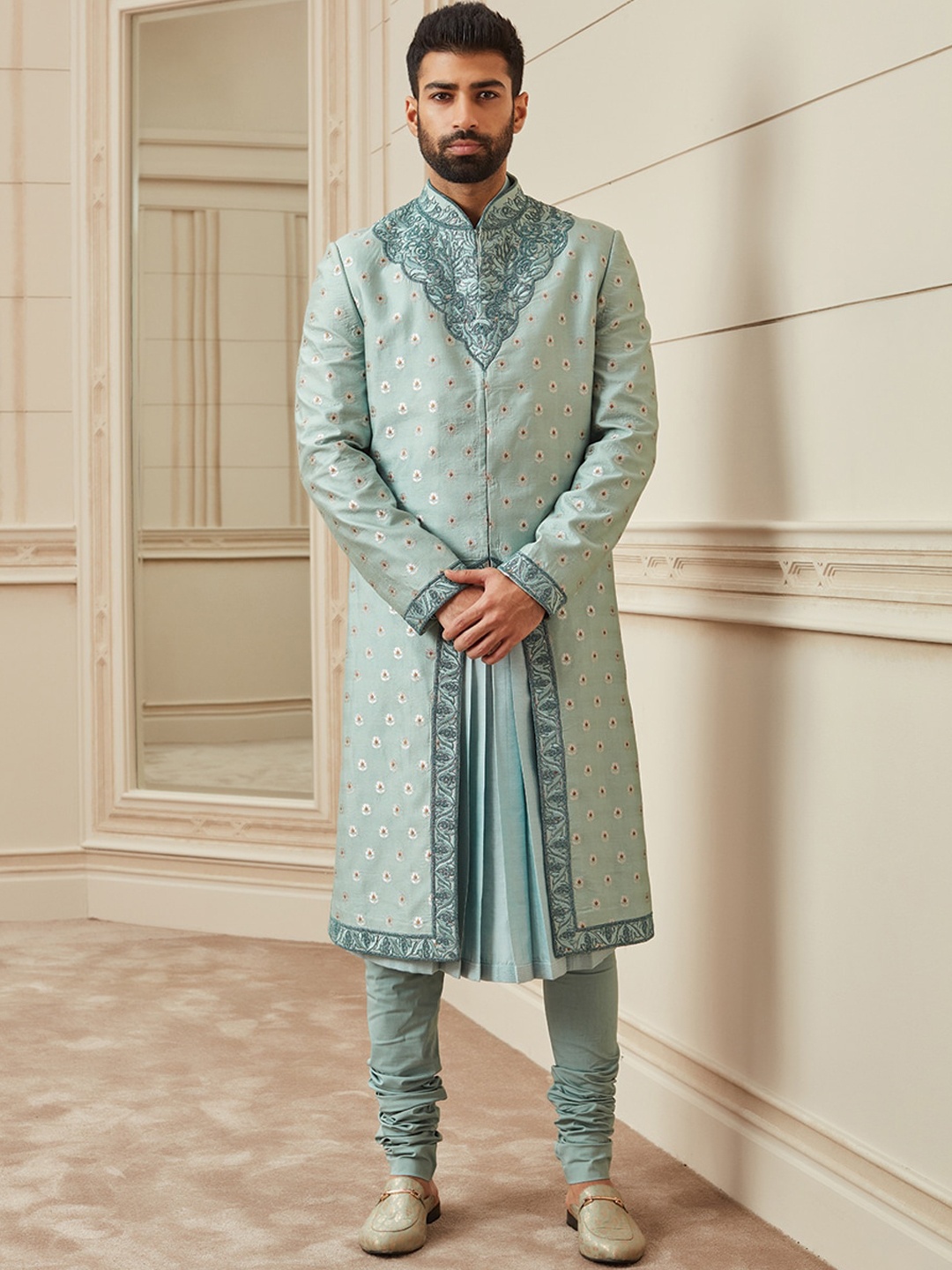 

Tasva Men Sea Green Woven Design Dori Embroidered Detail Brocade Sherwani Set
