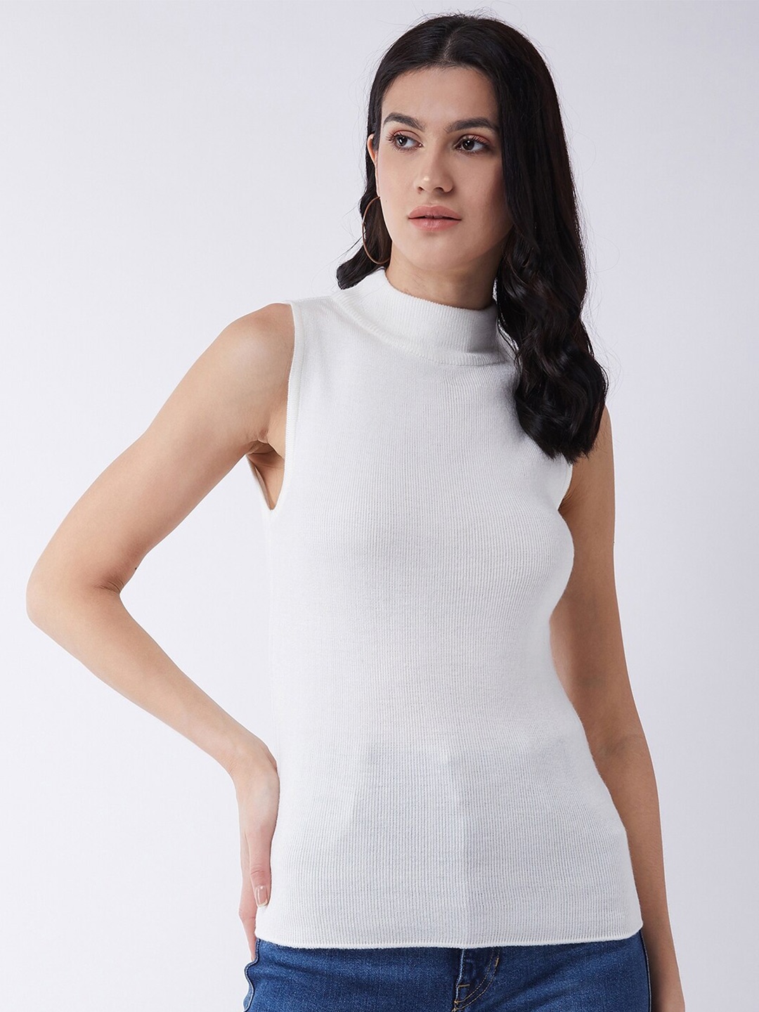 

RVK Women White Ribbed Acrylic Pullover Sweater