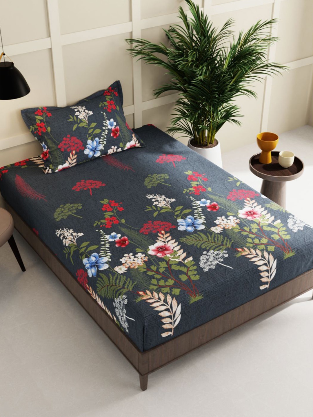 

BIANCA Floral 150 TC Single Bedsheet with 2 Pillow Covers, Green