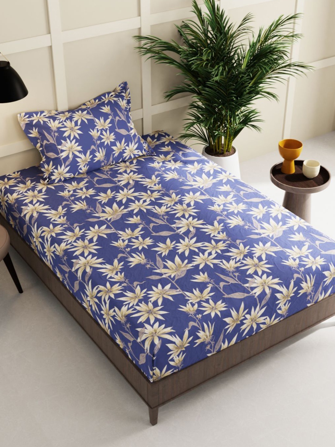 

BIANCA Floral 150 TC Single Bedsheet with 2 Pillow Covers, Blue
